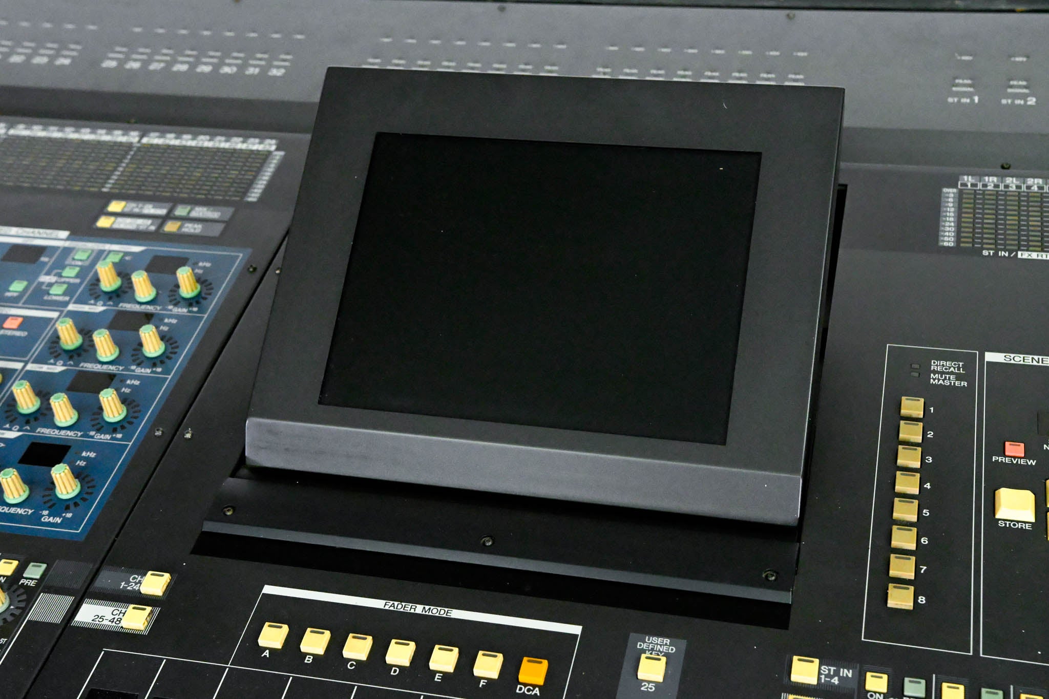 Yamaha PM5D-RH 48-Channel Digital Console with Road Case