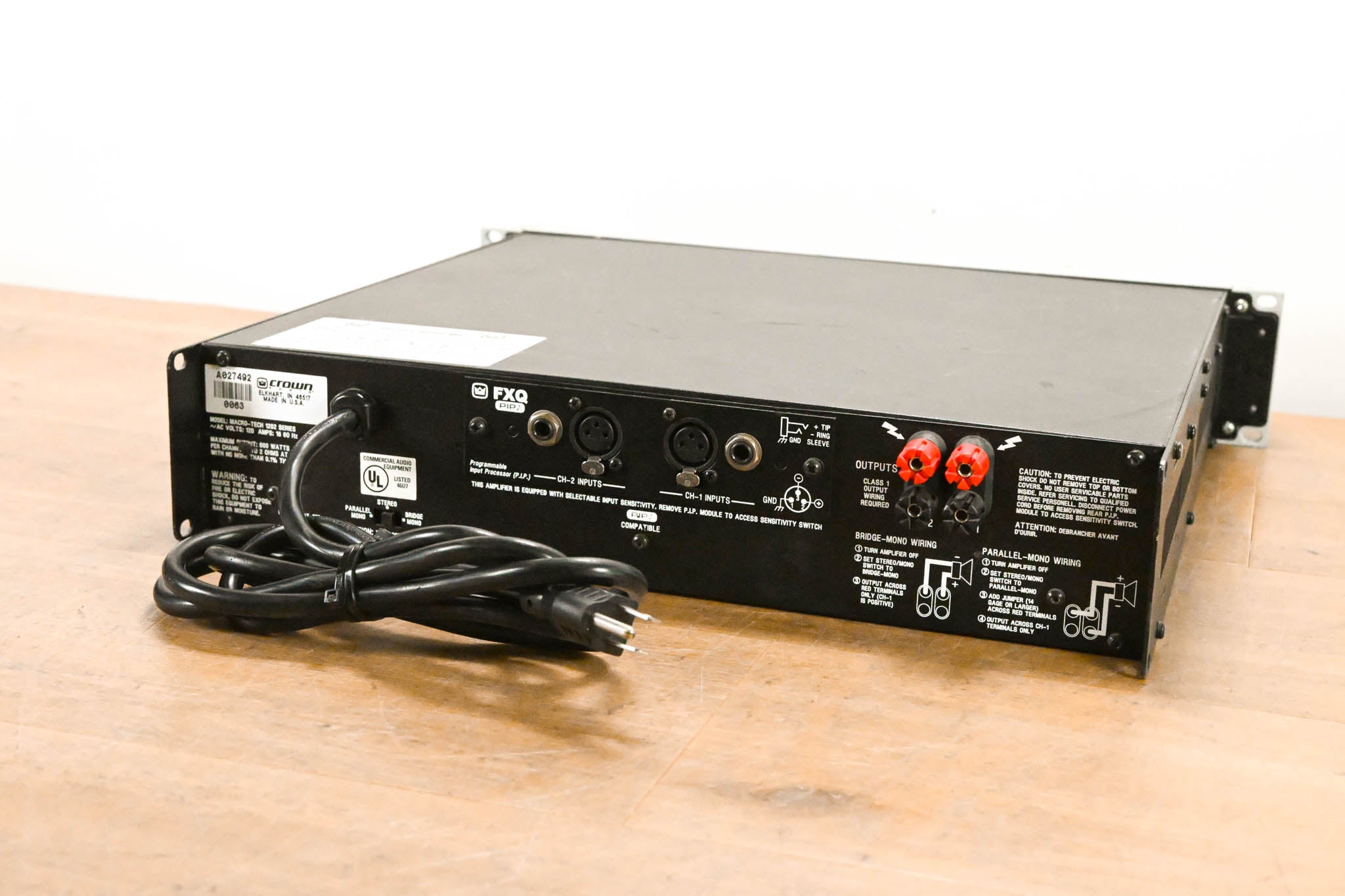 Crown Macro-Tech 1202 2-Channel Power Amplifier