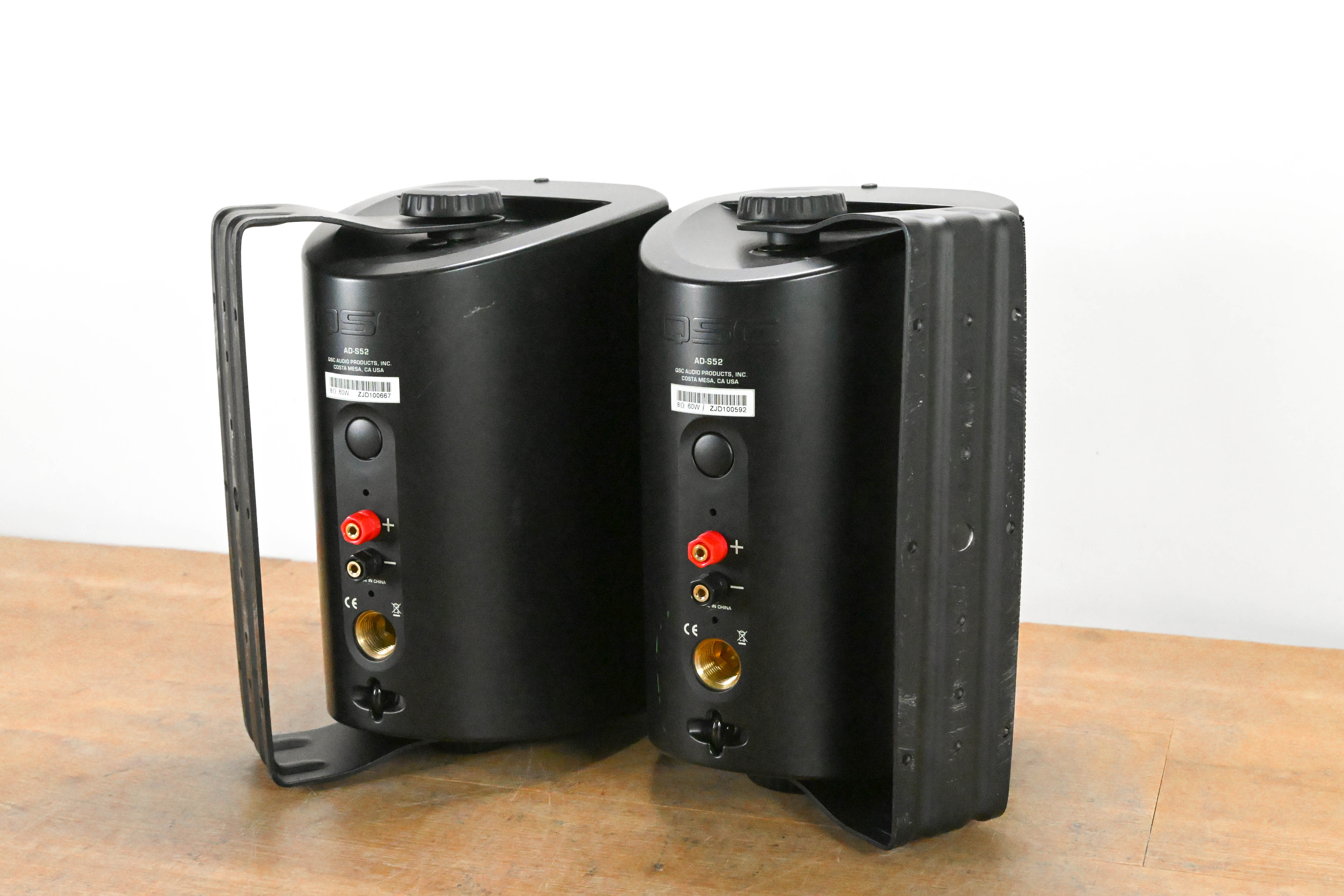 QSC AD-S52 AcousticDesign 5.25" 2 Way Loudspeaker (PAIR)