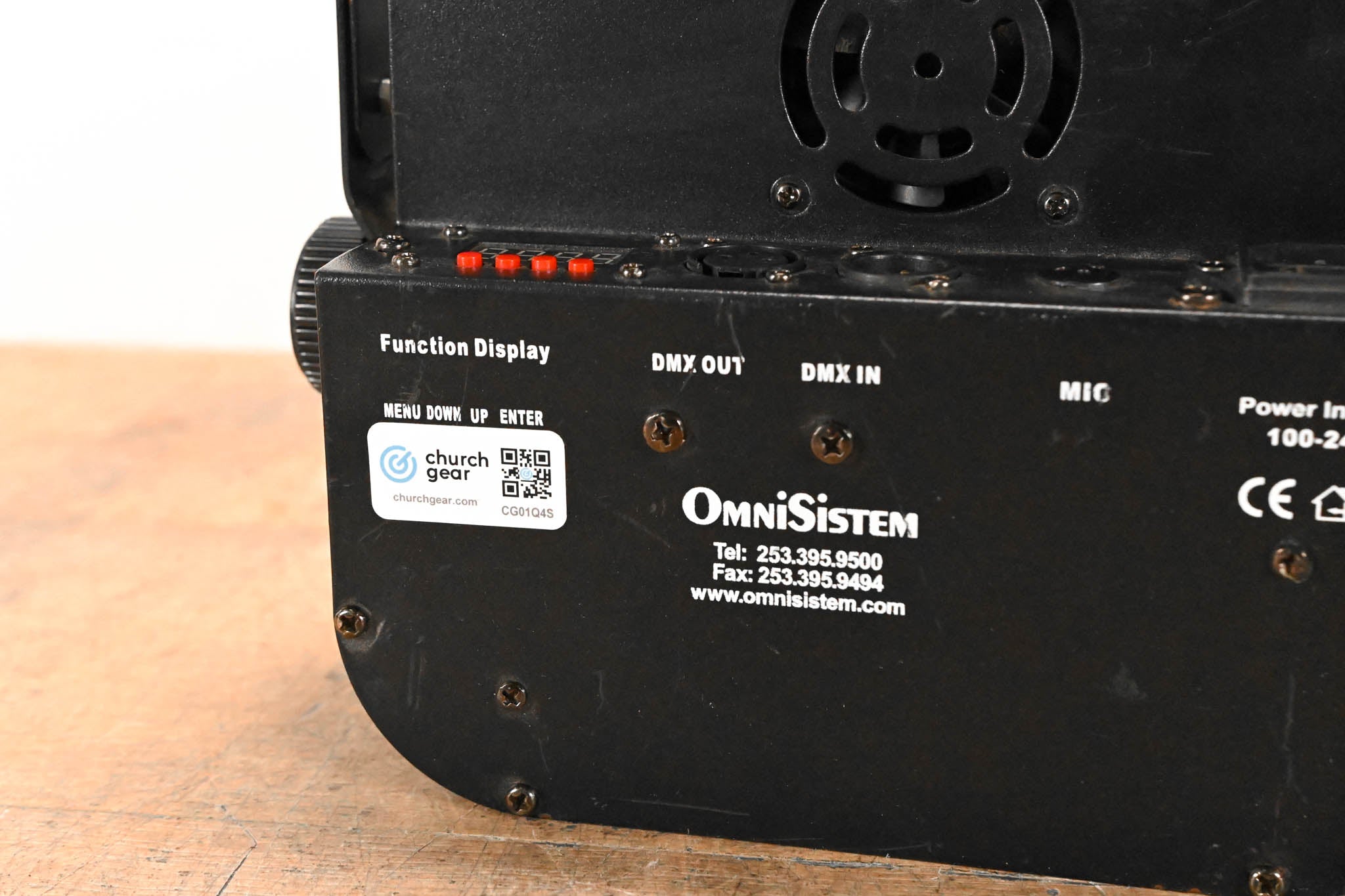 OmniSistem Thin Par Plus RGBW 6 x 10W RGBA Par Can Light