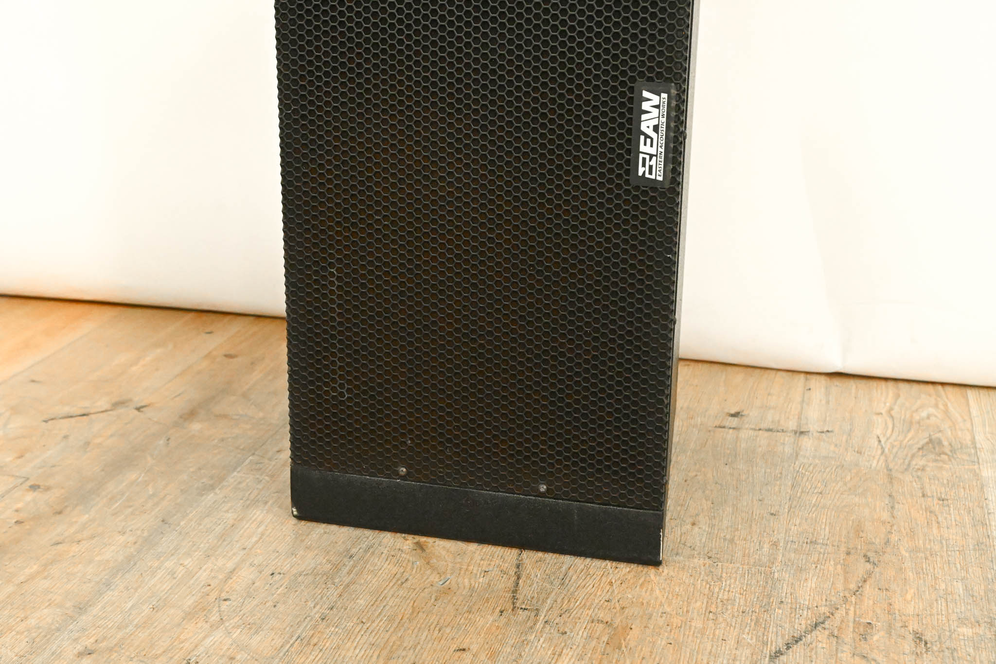 EAW  KF730P 3-Way Passive Full-Range Loudspeaker