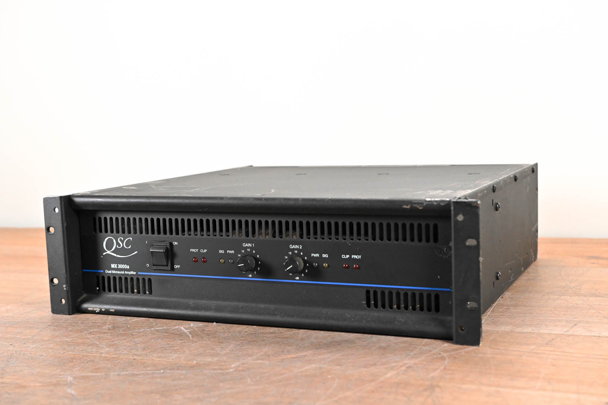 QSC MX 3000a 2-Channel Power Amplifier