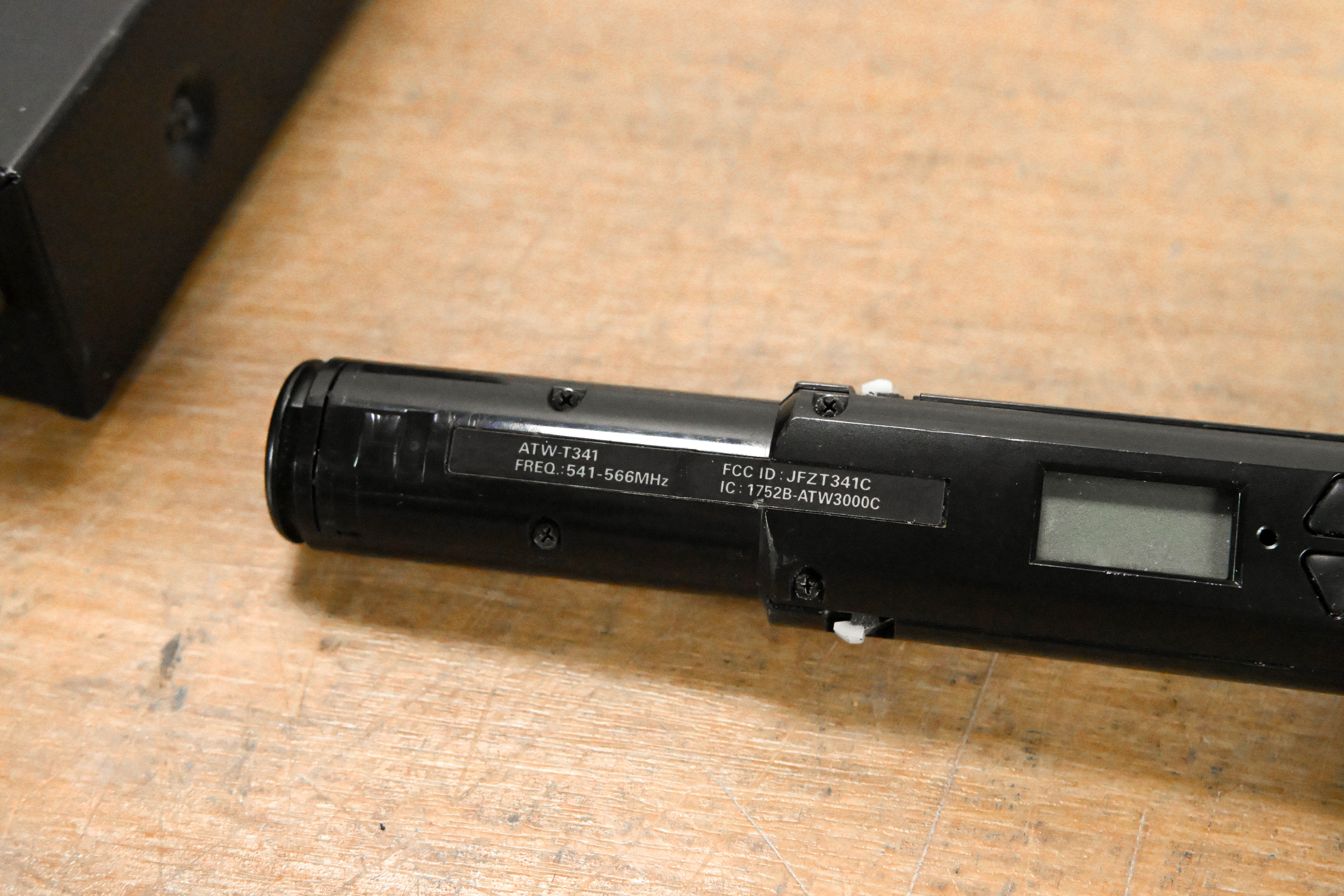 Audio-Technica ATW-R310 Wireless Receiver w/ ATW-T341 Mic - 541-566 MHz