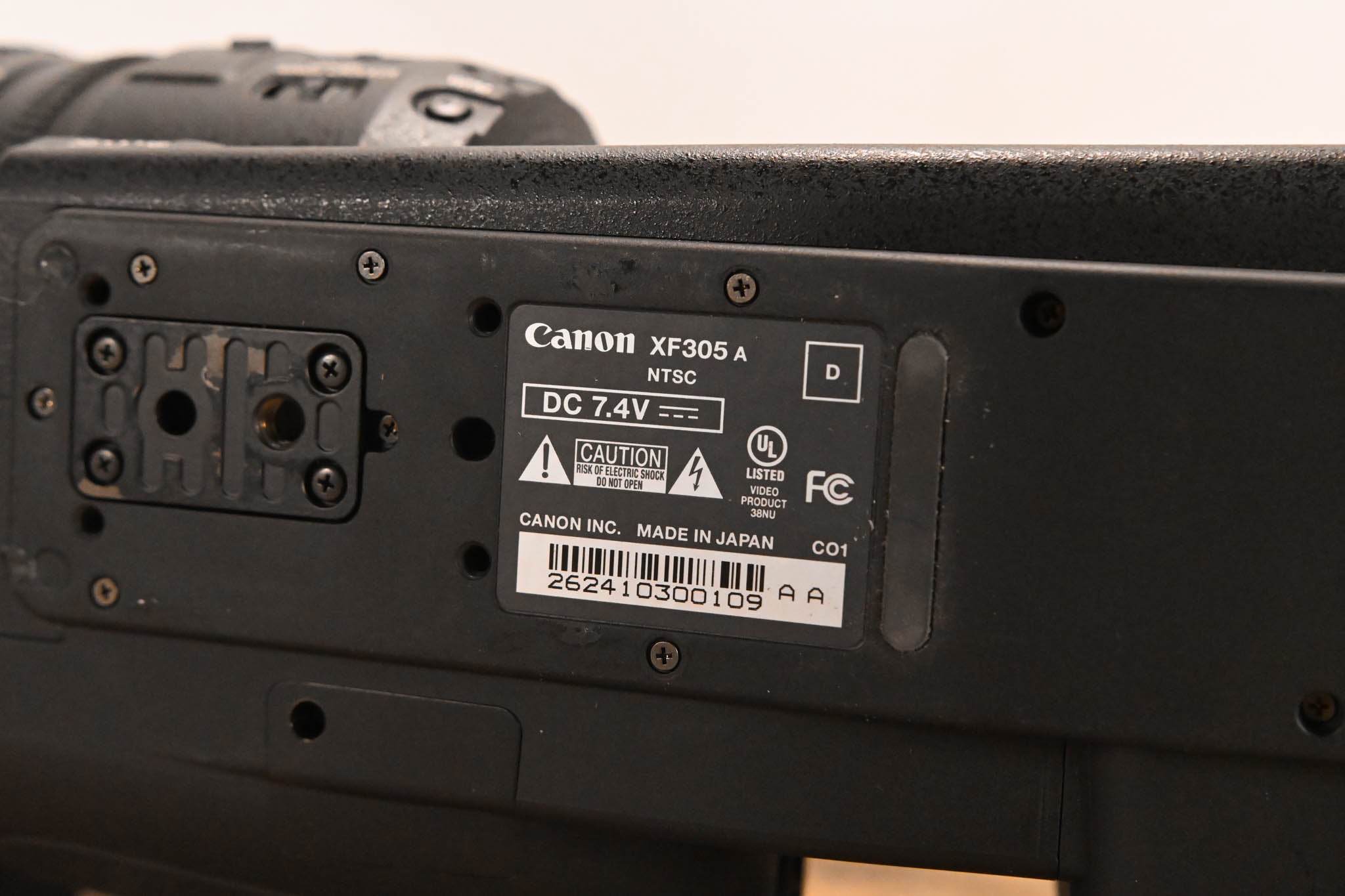 Canon XF305 Professional Camcorder