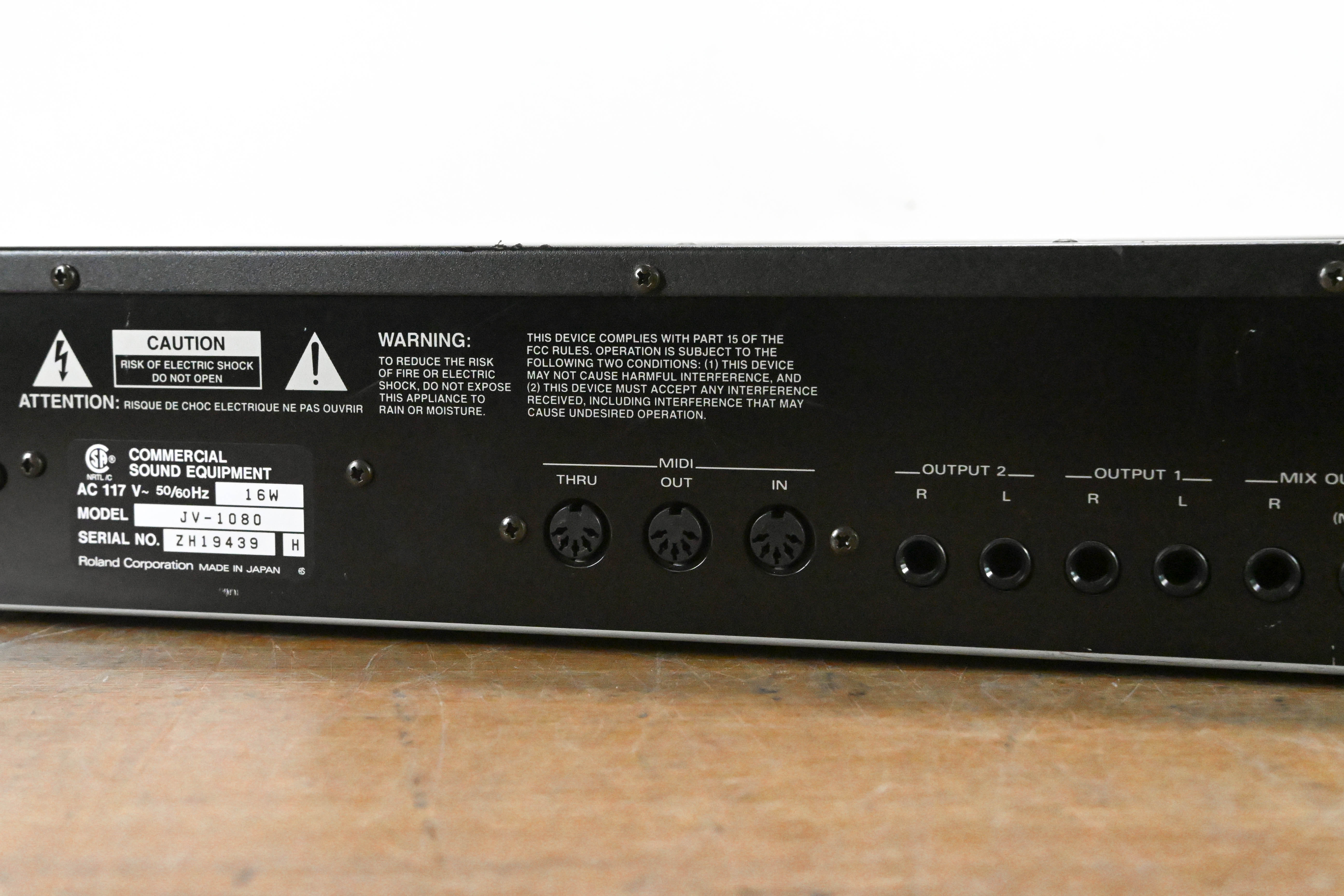 Roland JV-1080 64-Voice Synthesizer Module