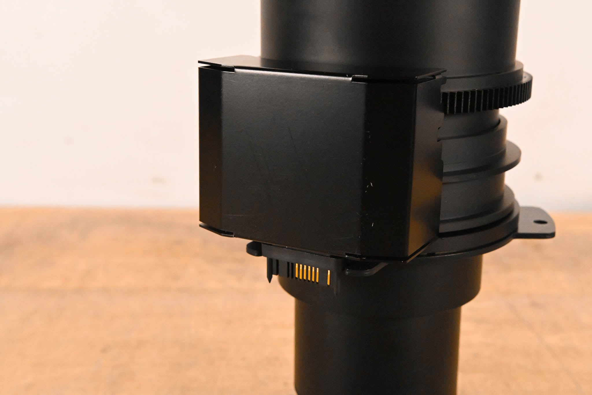 Christie ILS Lens 0.73:1 SX+ / 0.67:1 HD 0.95" 3-Chip Lens