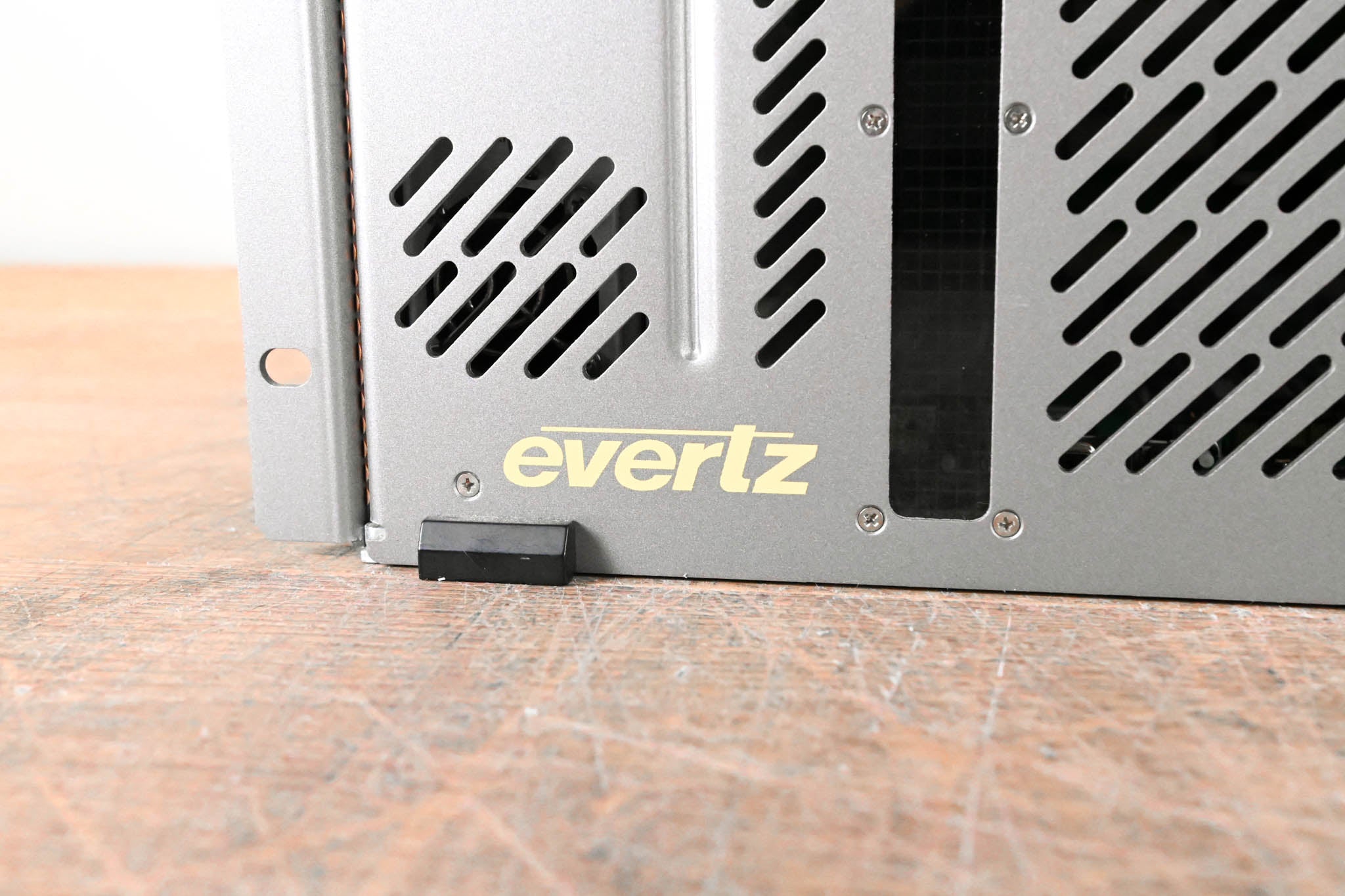 Evertz XE8-128x128 Xenon Multi-Format Router