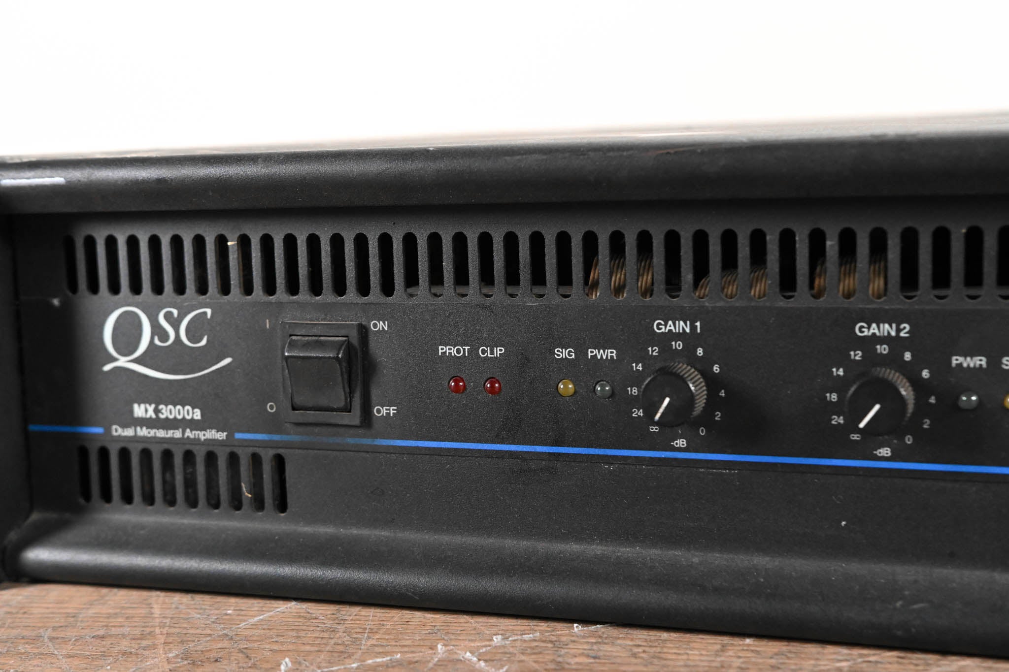 QSC MX 3000a 2-Channel Power Amplifier