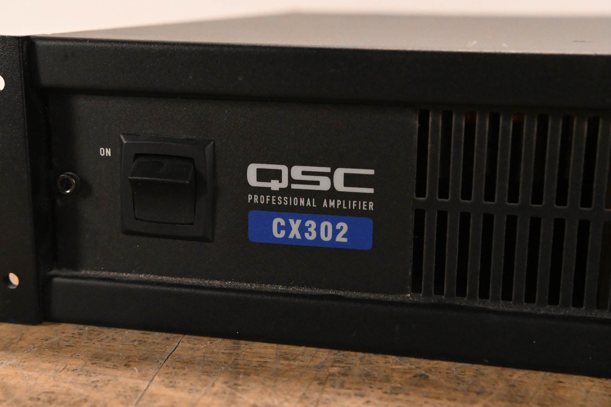 QSC CX302 2-Channel Power Amplifier