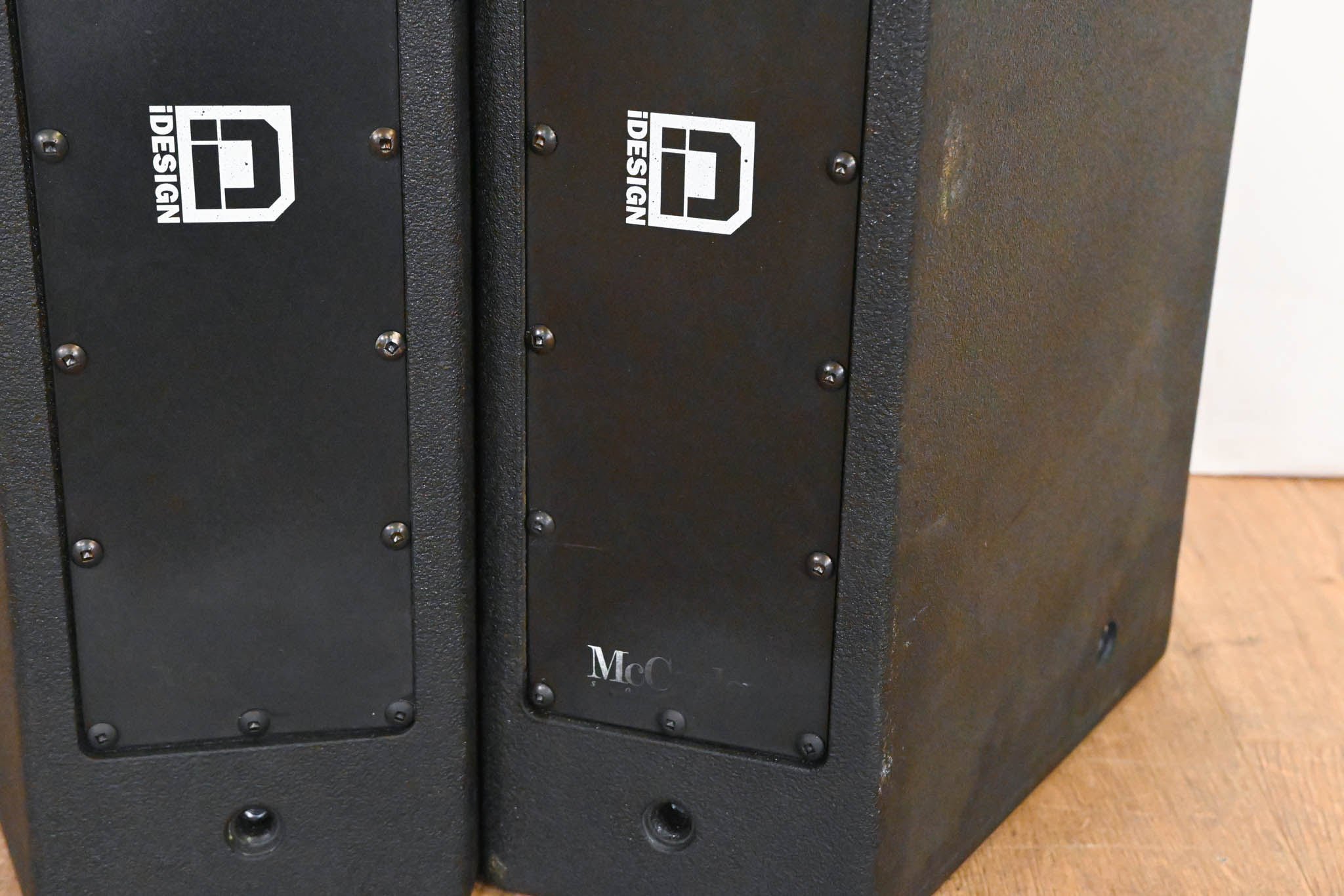 McCauley ID2.208-26 Passive Installation Loudspeaker (PAIR)
