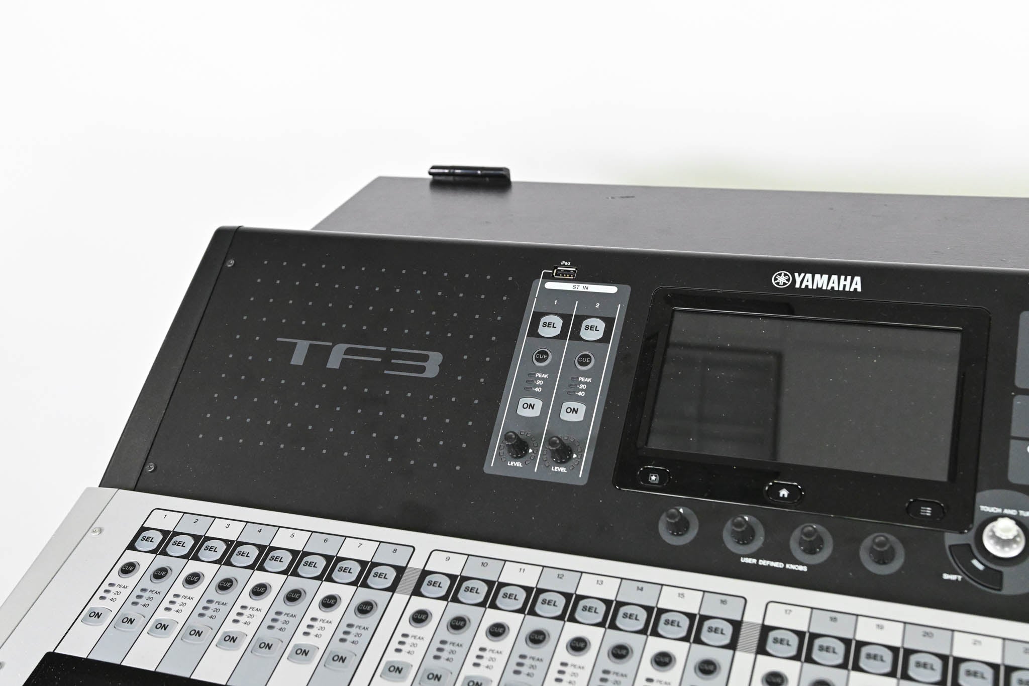 Yamaha TF3 24-Channel Digital Audio Mixer with Road Case