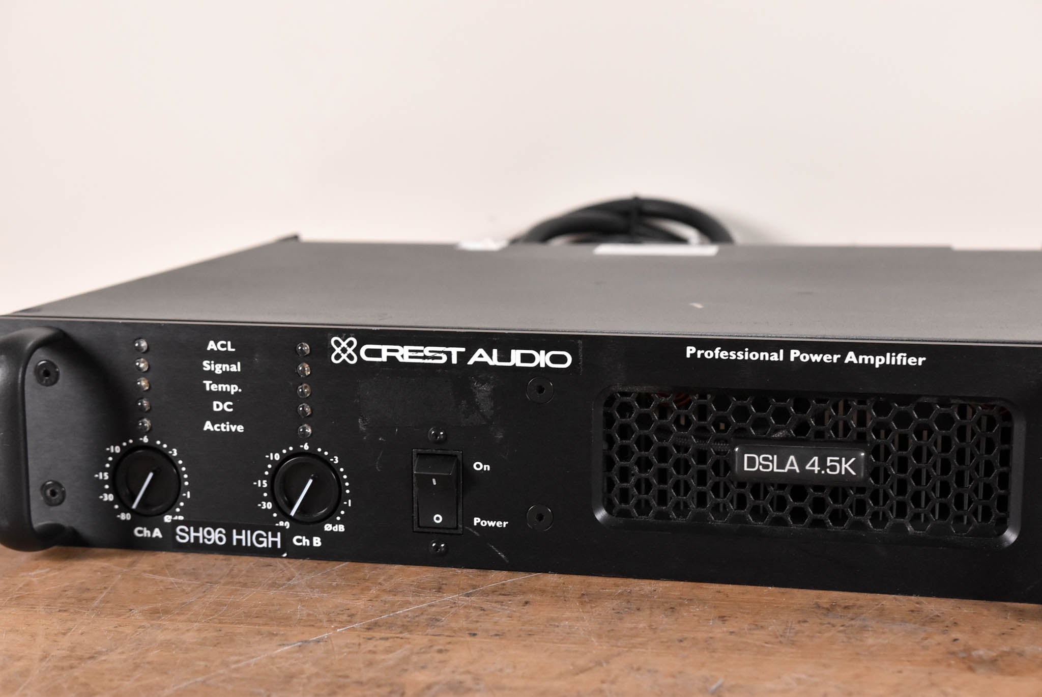 Crest Audio Pro 5200 Two-Channel Power Amplifier