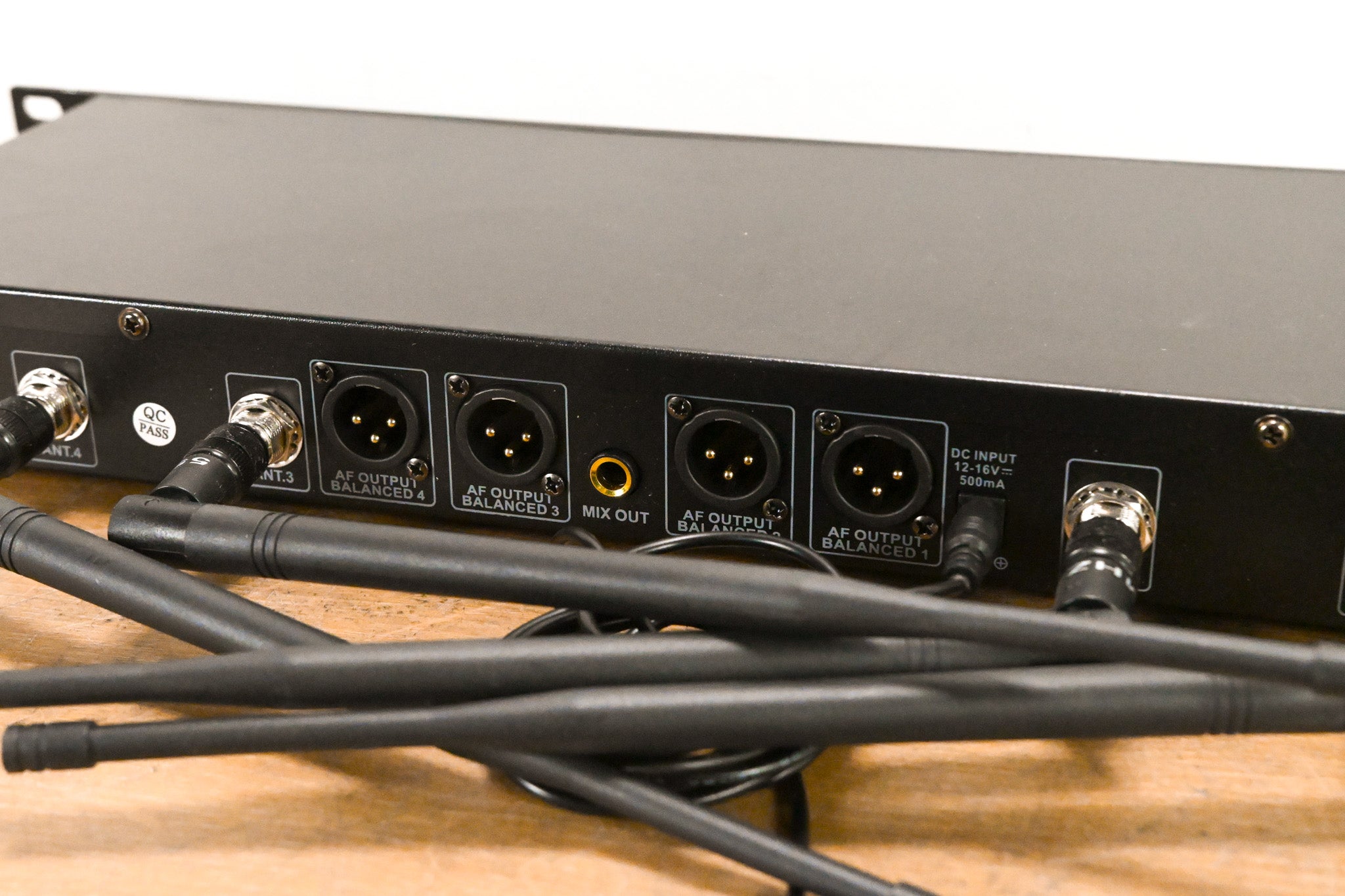 Phenyx Pro PTU-7000-4H Quad UHF Wireless Microphone System w/ Auto-Scan
