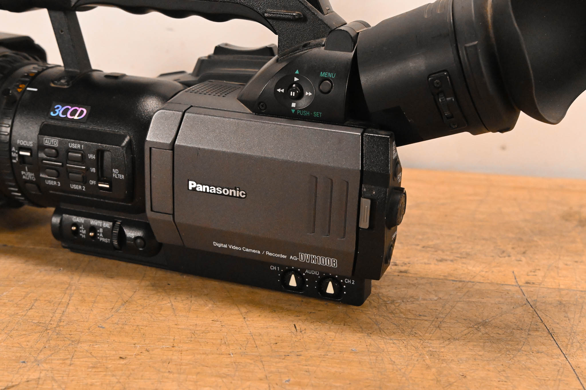 Panasonic AG-DVX100B 3-CCD Mini-DV Cinema Video Camcorder