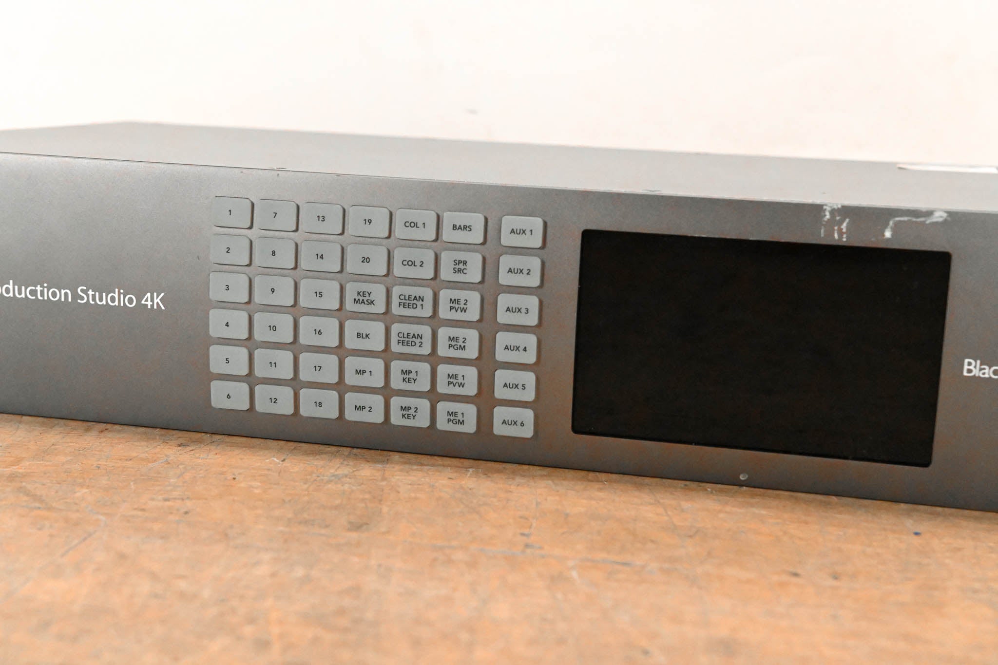 Blackmagic Design ATEM 2 M/E Production Studio 4K