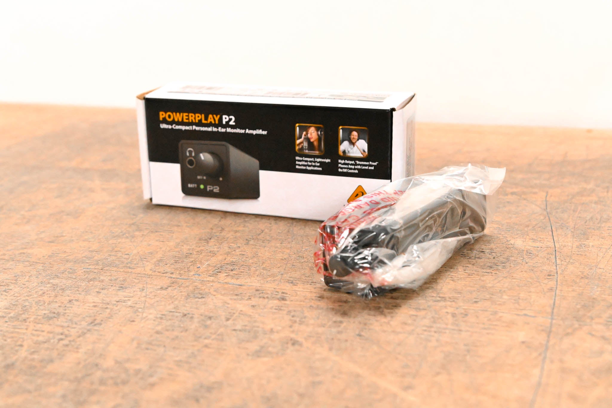 Behringer Powerplay P2 Personal In-Ear Monitor Amplifier