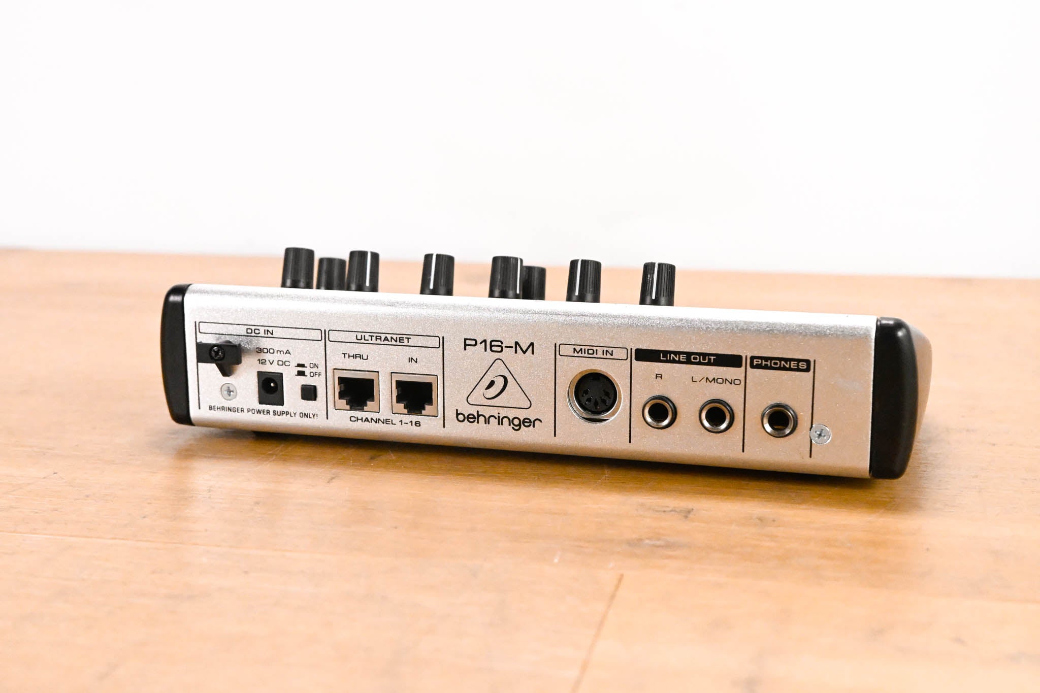 Behringer Powerplay P16-M 16-Channel Digital Personal Mixer