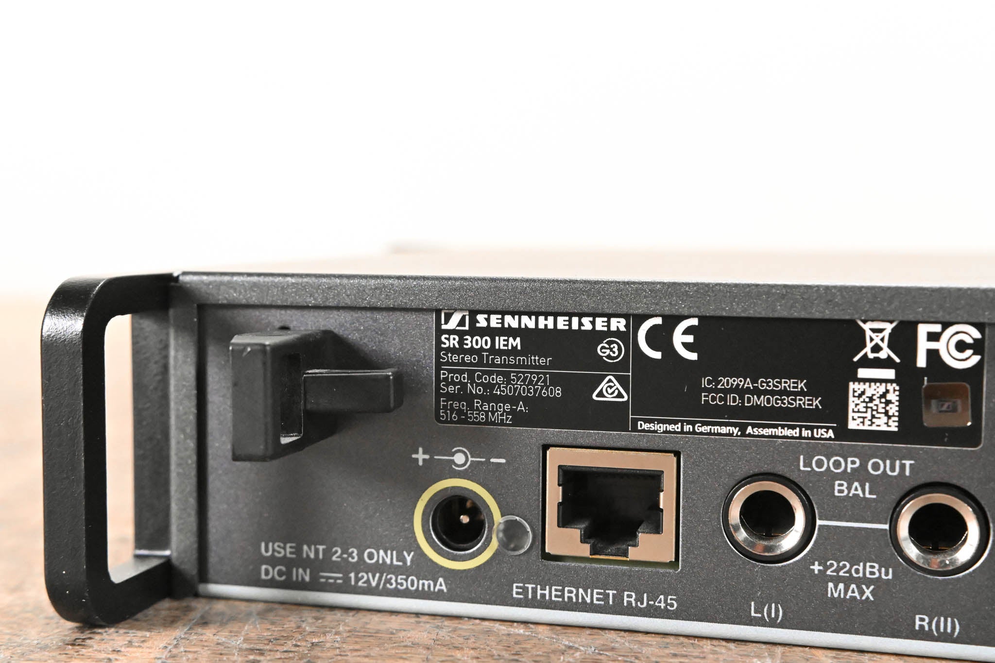 Sennheiser ew 300 IEM G3 Wireless In-Ear Monitoring System - 516-558 MHz