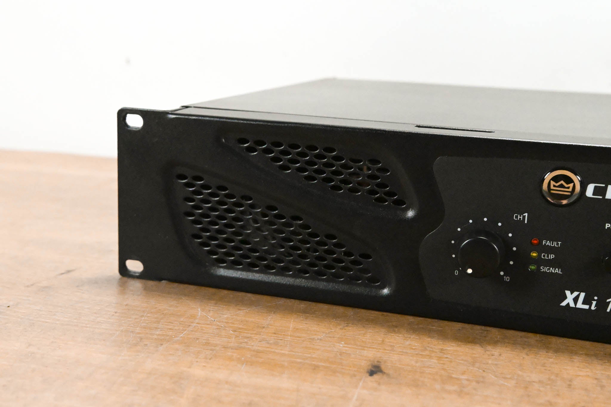 Crown XLi 1500 2-Channel, 450W @ 4Ω Power Amplifier