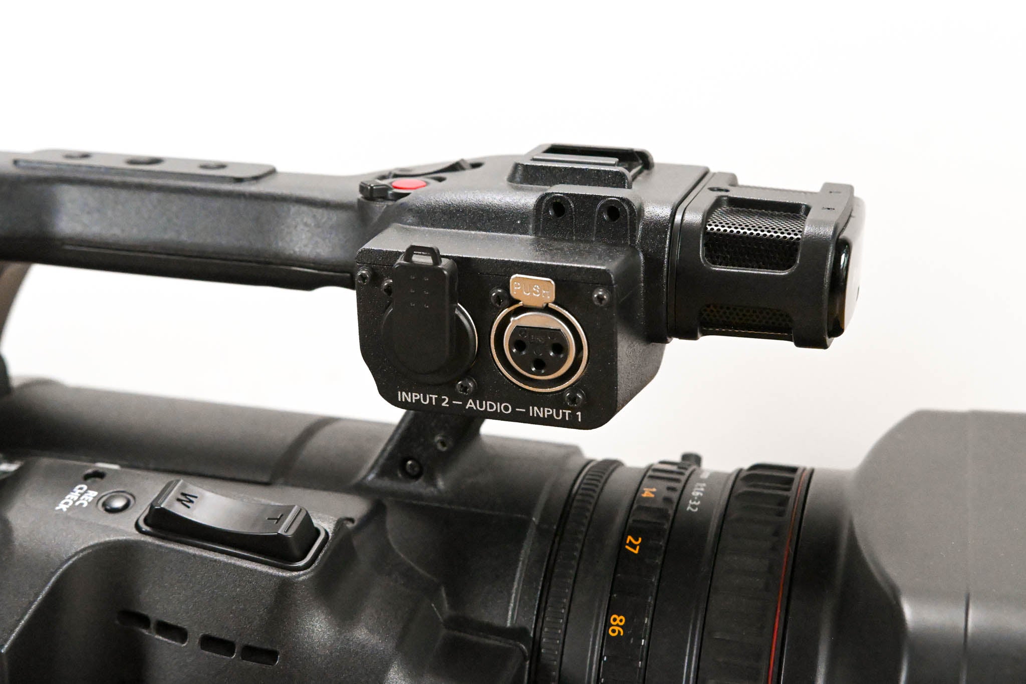 Panasonic AG-HPX250P P2 HD Handheld Camcorder