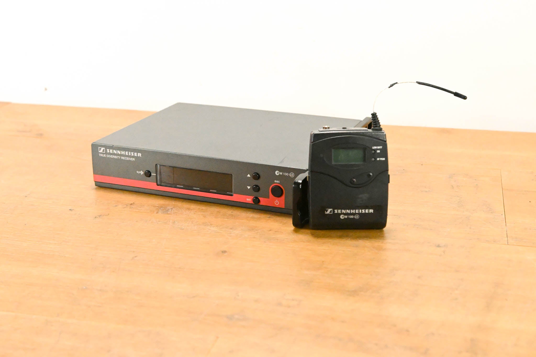 Sennheiser ew 100 G3 Bodypack Wireless System 566-608MHz NO POWER SUPPLY