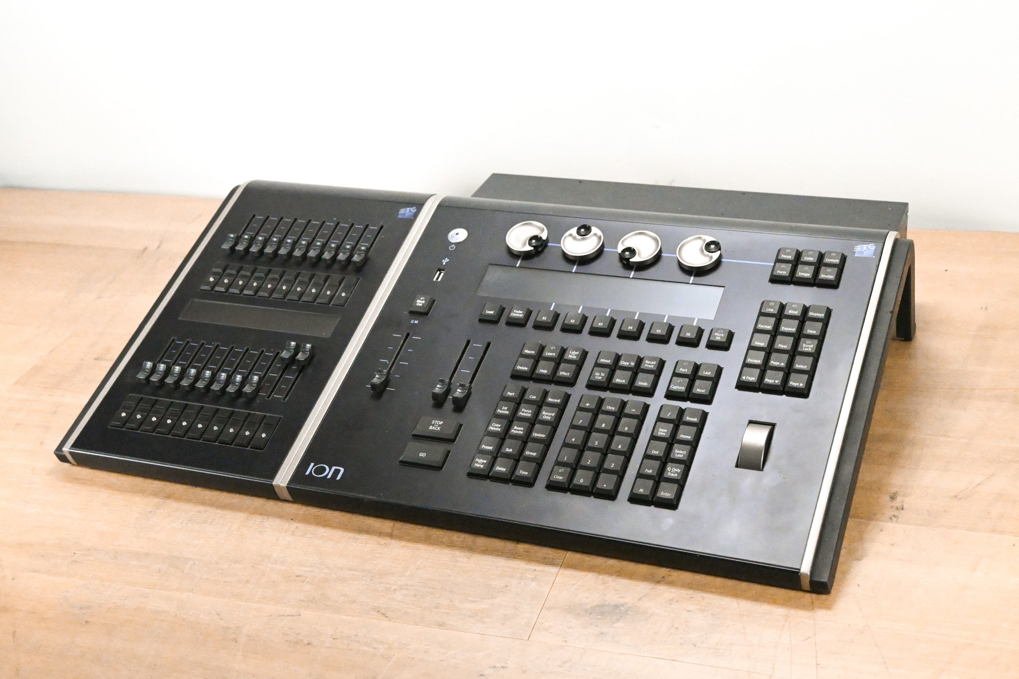 ETC ION 1000 Lighting Console with ETC 2x10 Universal Fader Wing