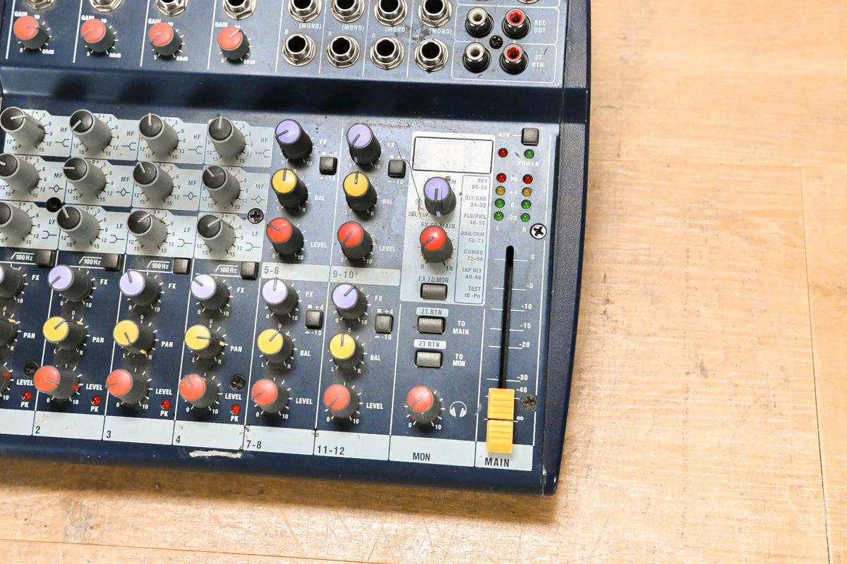 Soundcraft Notepad 124FX Compact 12-Input Analog Mixing Console (NO PSU)