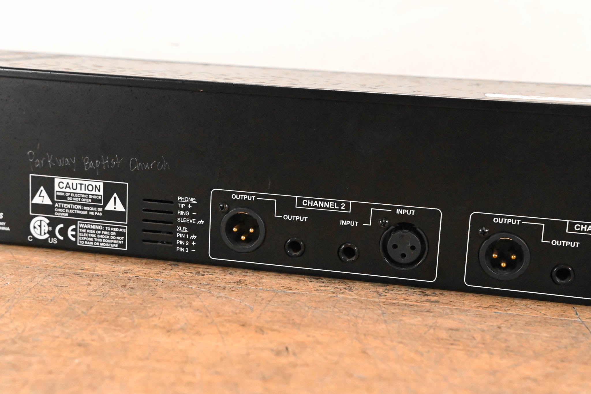 dbx 231 Dual-Channel 31-Band Graphic Equalizer