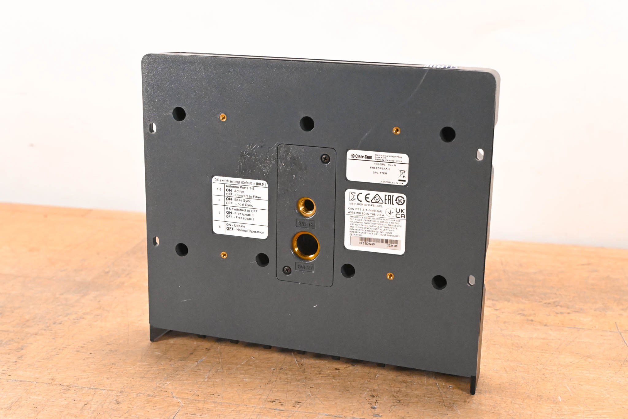 Clear-Com FSII-SPL FreeSpeak II Transceiver Splitter (NO POWER SUPPLY)