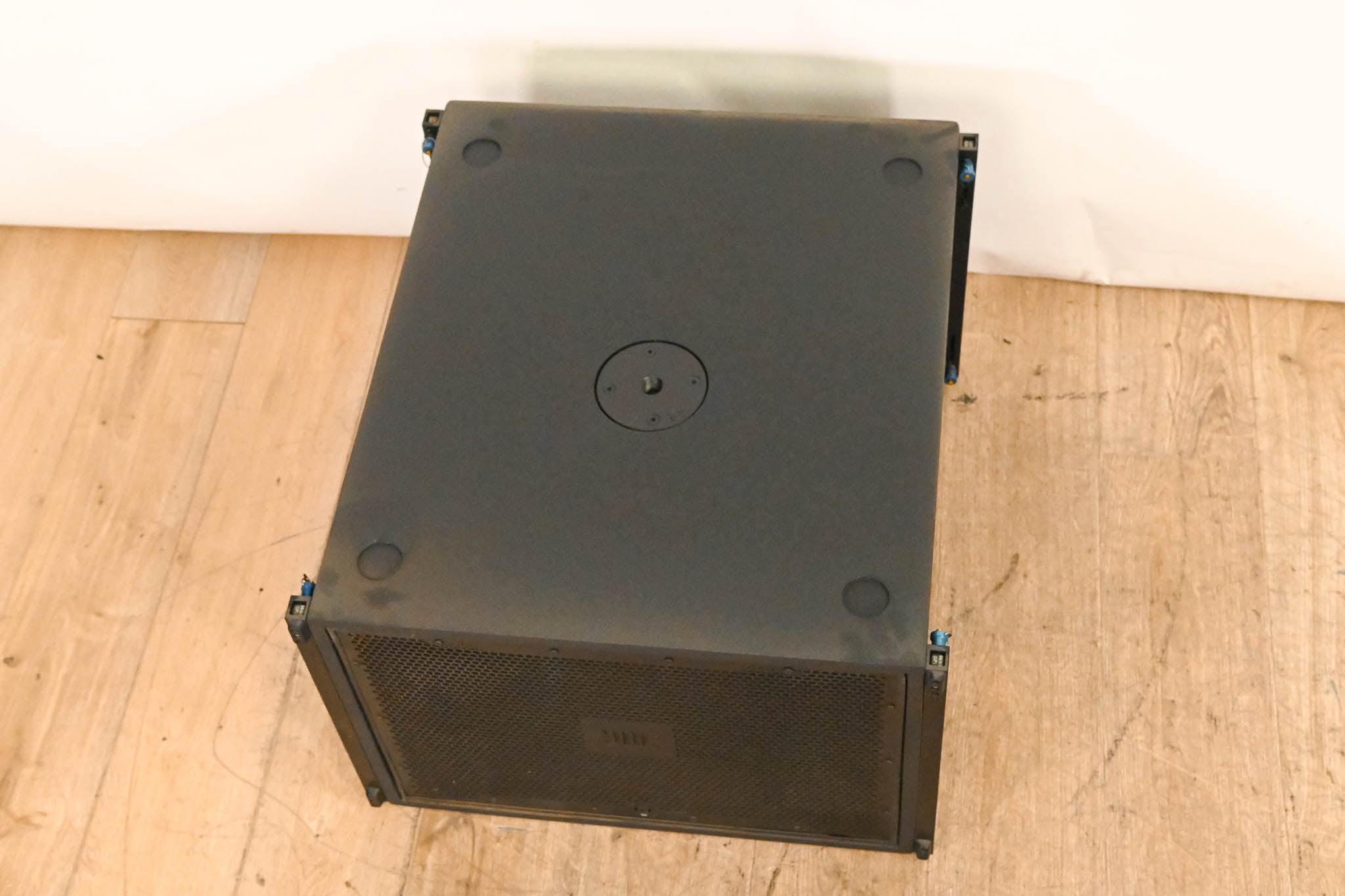 JBL VT4883 Subcompact Dual 12" Cardioid-Arrayable Subwoofer