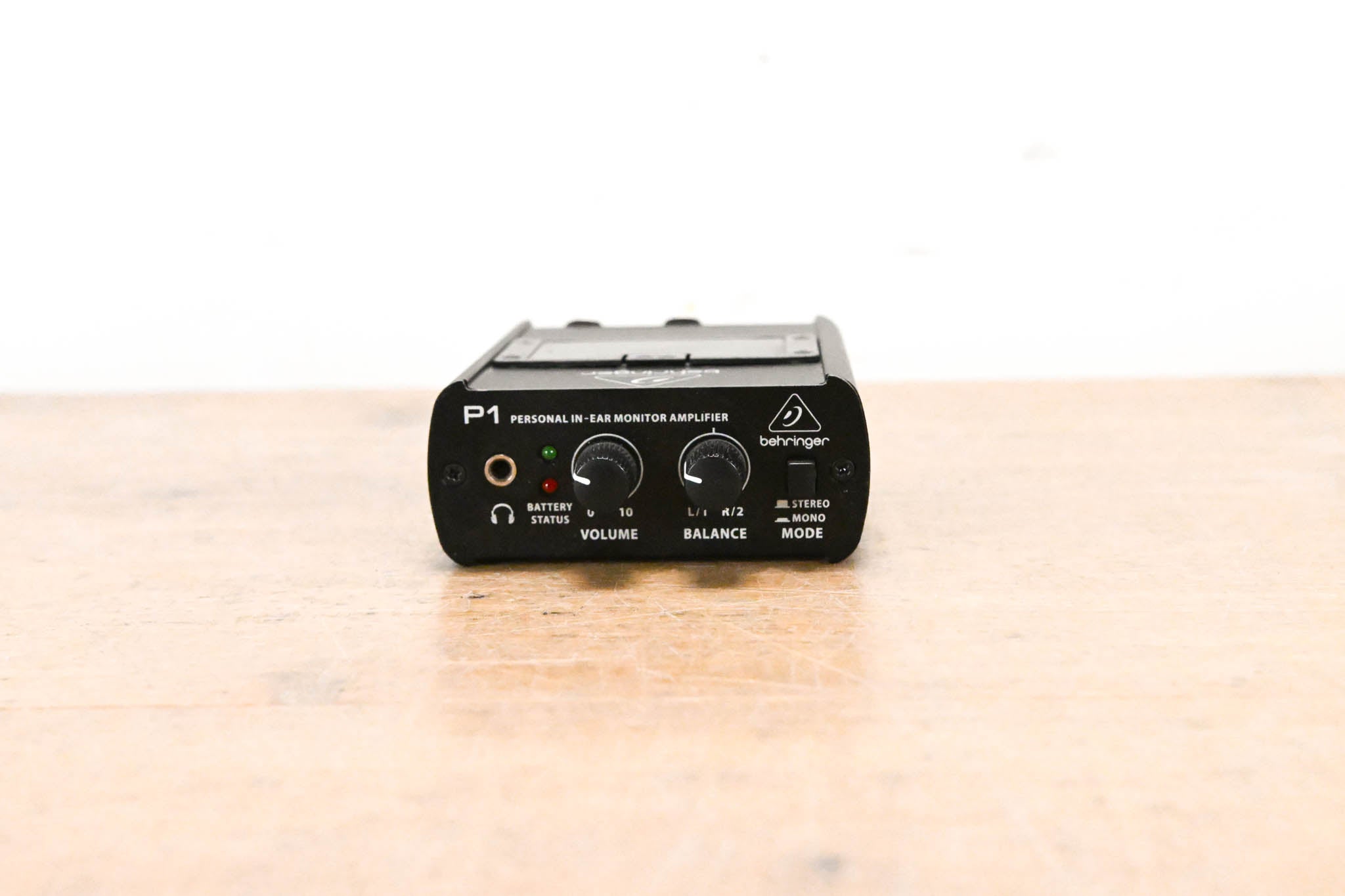 Behringer Powerplay P1 Personal In-Ear Monitor Amplifier