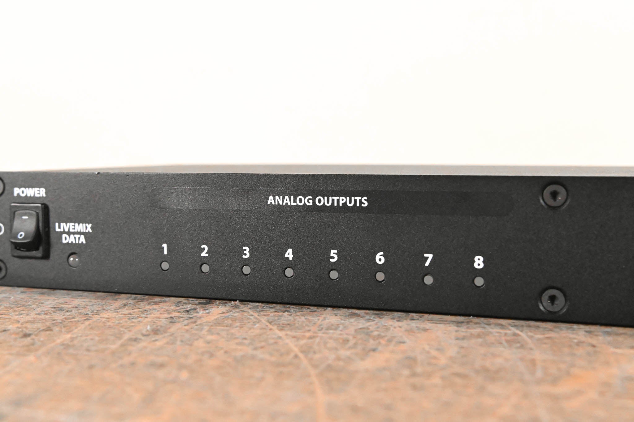 Digital Audio Labs Livemix DA-816 8-Channel Analog Output Unit