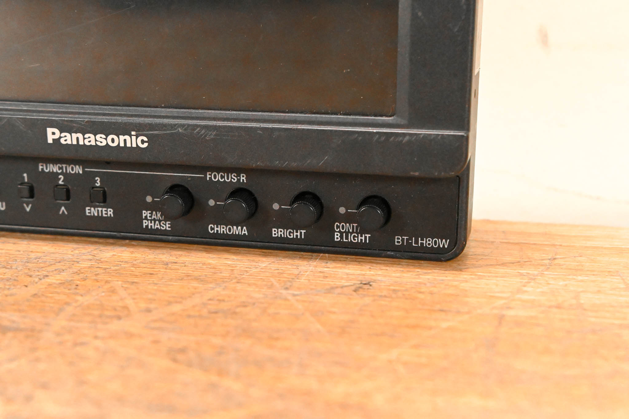 Panasonic BT-LH80WP 7.9" Multi-Format Color LCD (NO POWER SUPPLY)