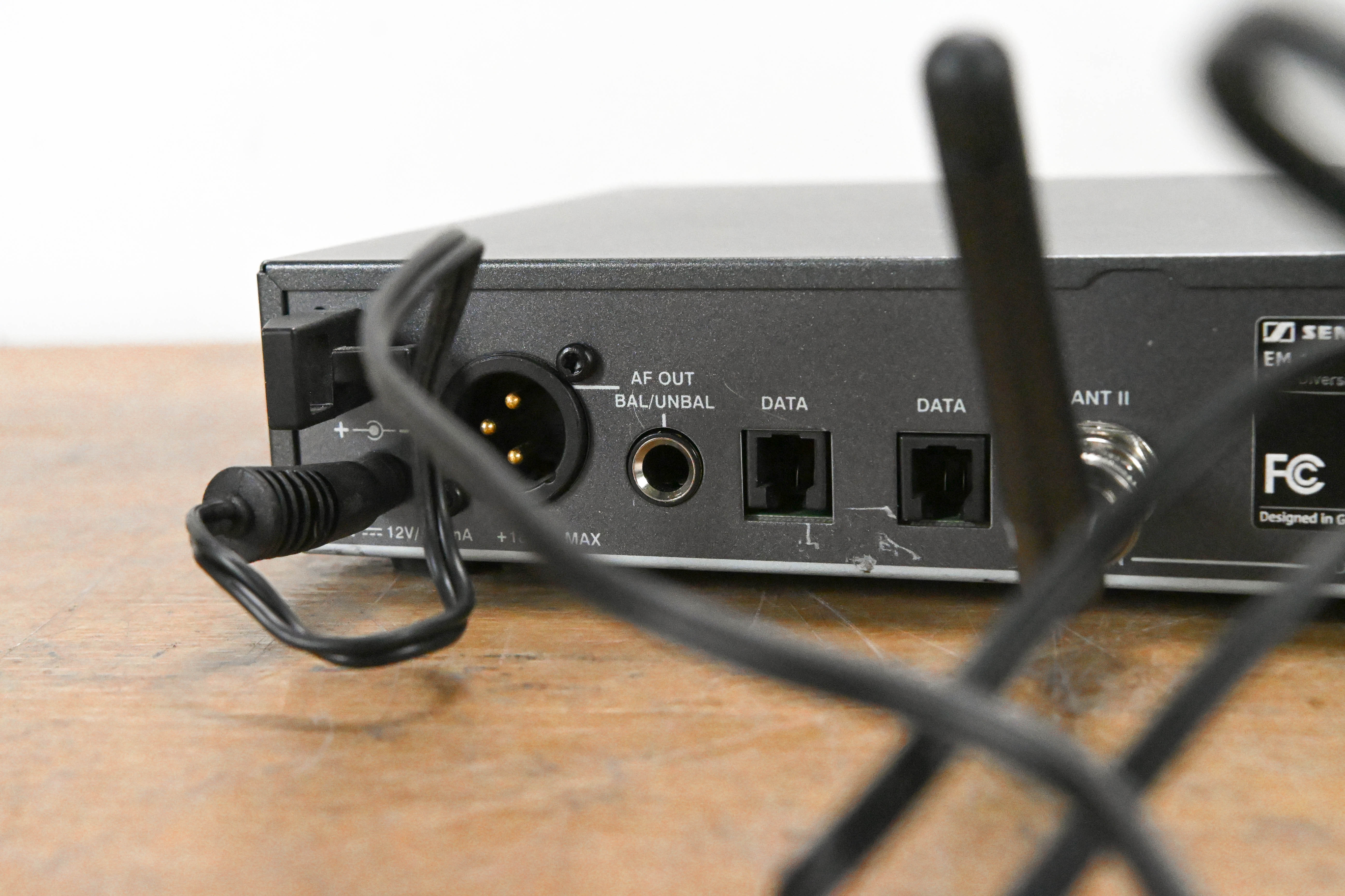 Sennheiser EM 100 G3 Wireless Receiver - A1 Range: 470-516 MHz