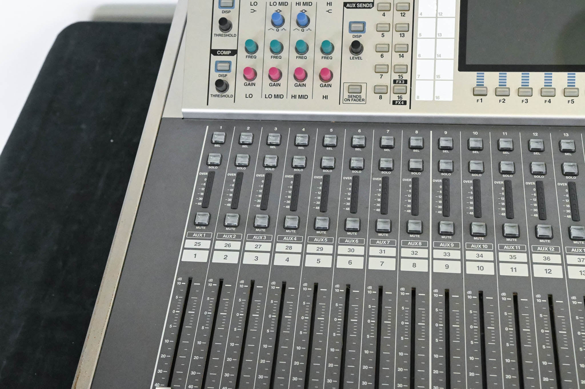 Roland M-400 48-Channel Live Digital Mixing Console