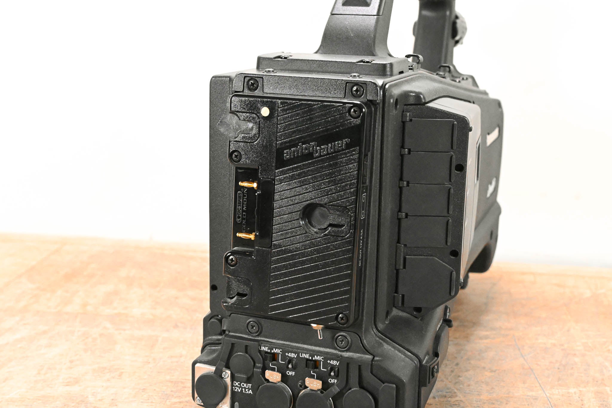 Panasonic AG-HPX610P P2 HD Shoulder-Mount Camcorder