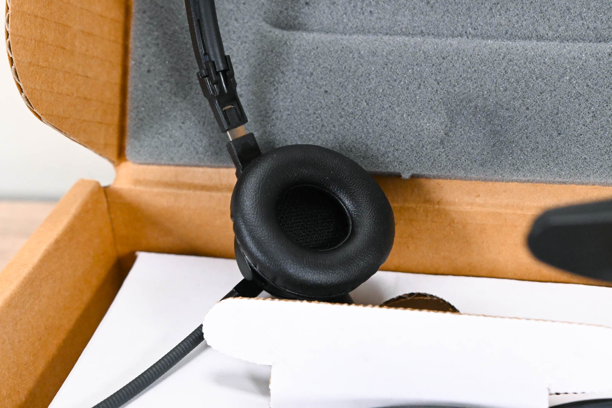 RTS LH-300-DM-A4F Single Side Microphone Headset