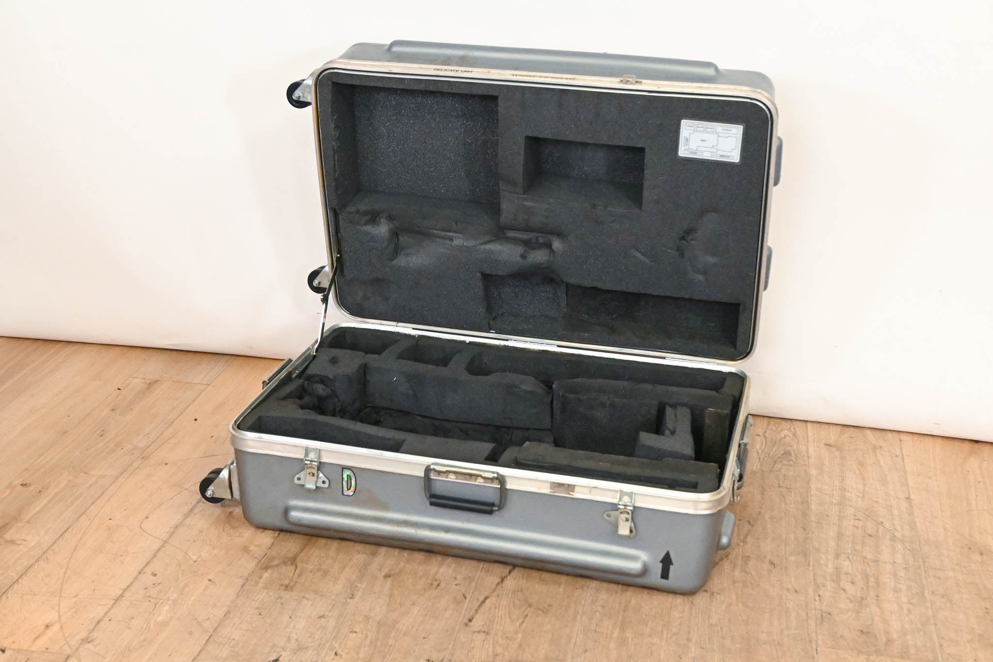 Sony LC-200 TH Thermodyne Flight Case for Select Sony Camcorders