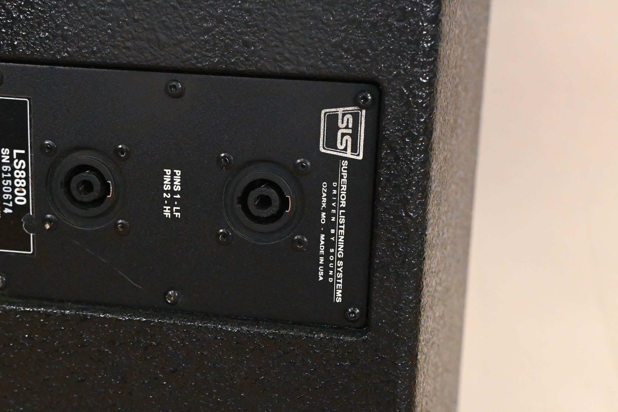 SLS LS8800 Full-Range Line Array Module (PAIR)