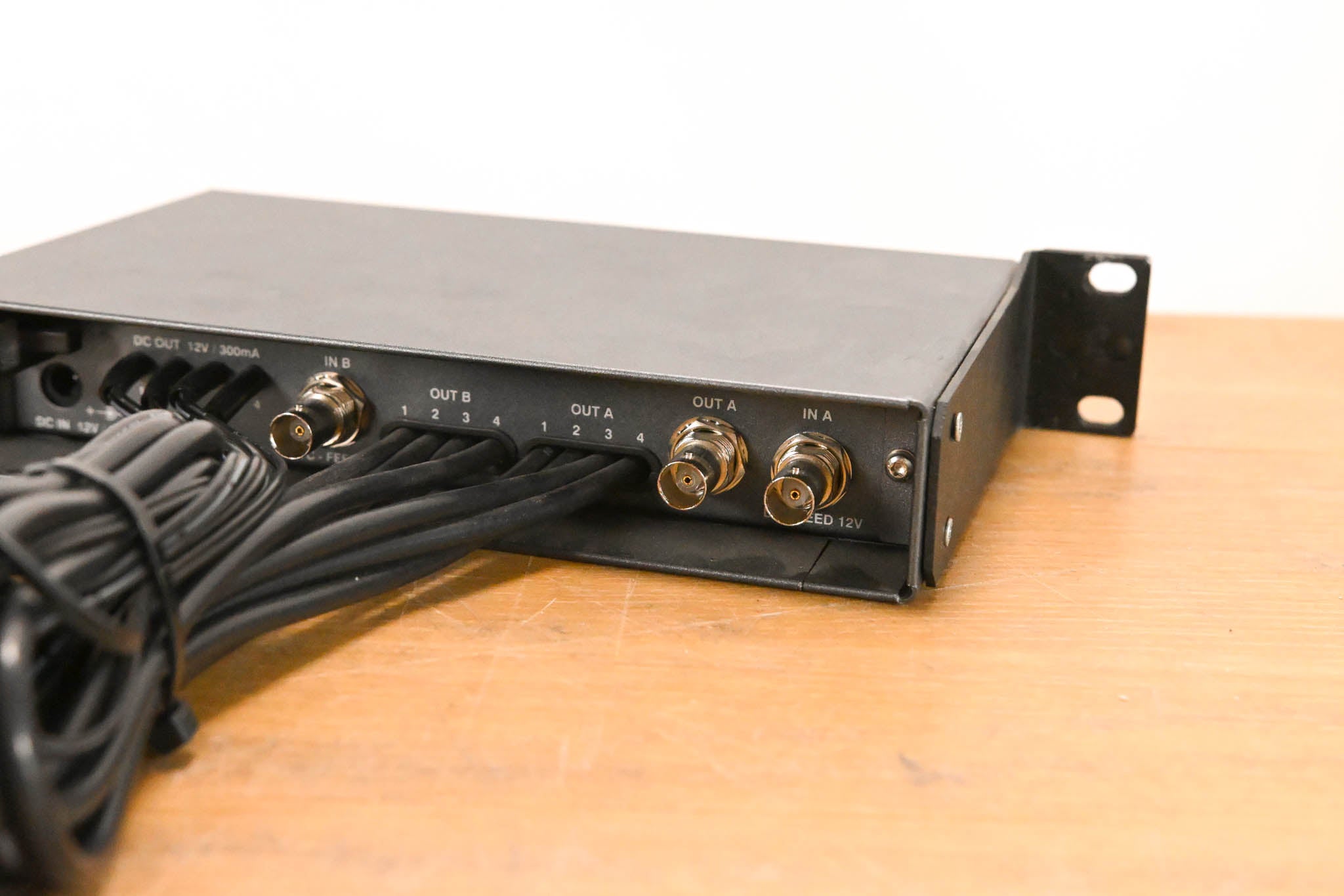 Sennheiser ASP 2 Antenna and Power Distribution System (NO POWER SUPPLY)