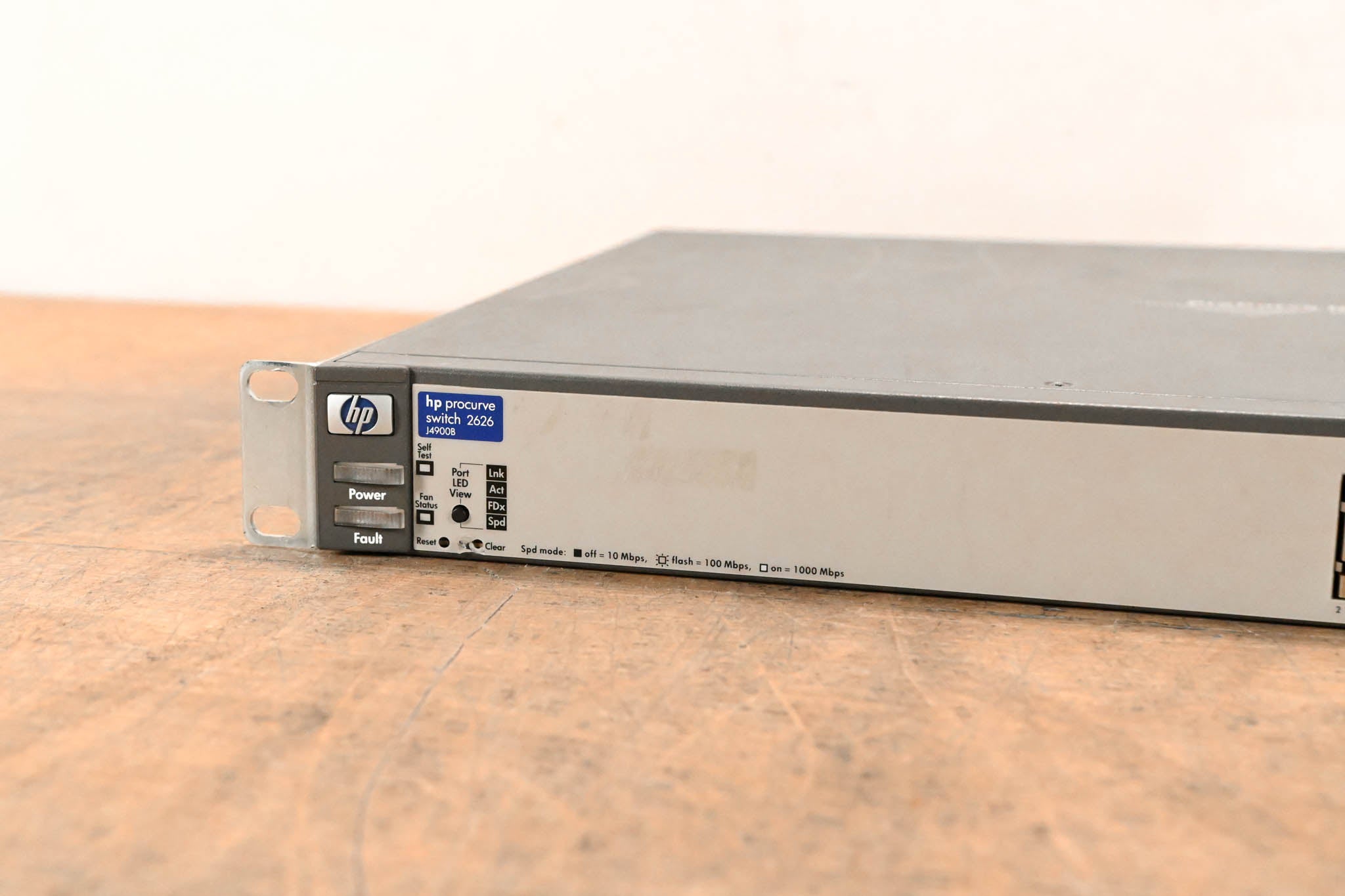 HP J4900B Procurve 2626 24-Port Managed Ethernet Switch