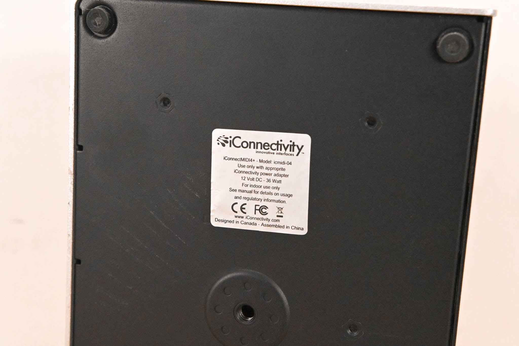 iConnectivity iConnectMIDI4+ USB + Lightning iOS MIDI Interface (NO PSU)