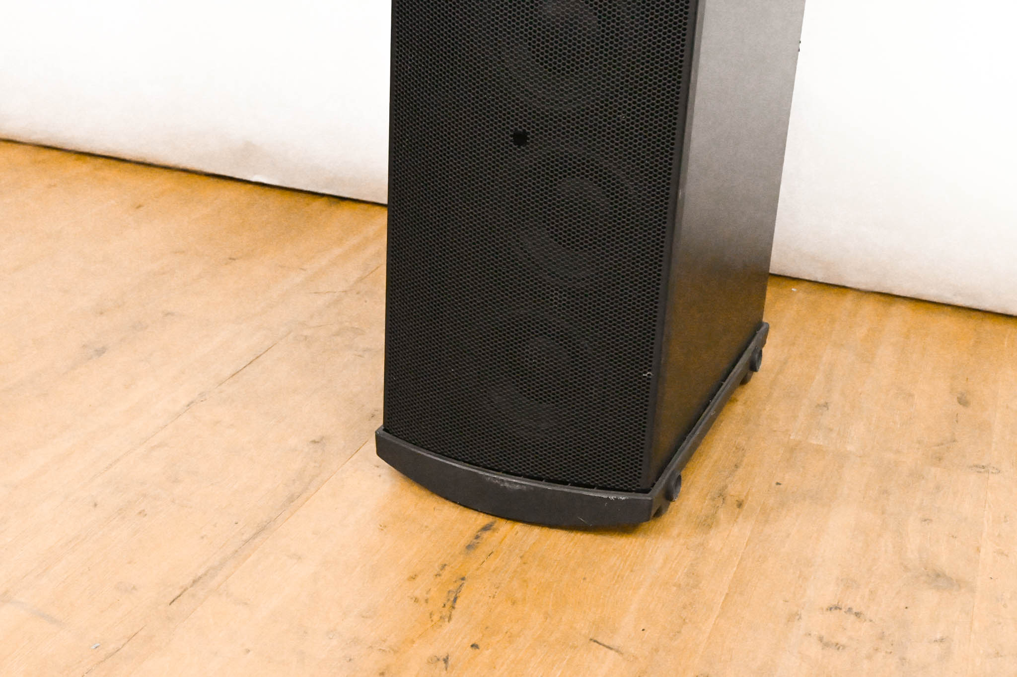 Bose Panaray MB4 Modular Bass Loudspeaker