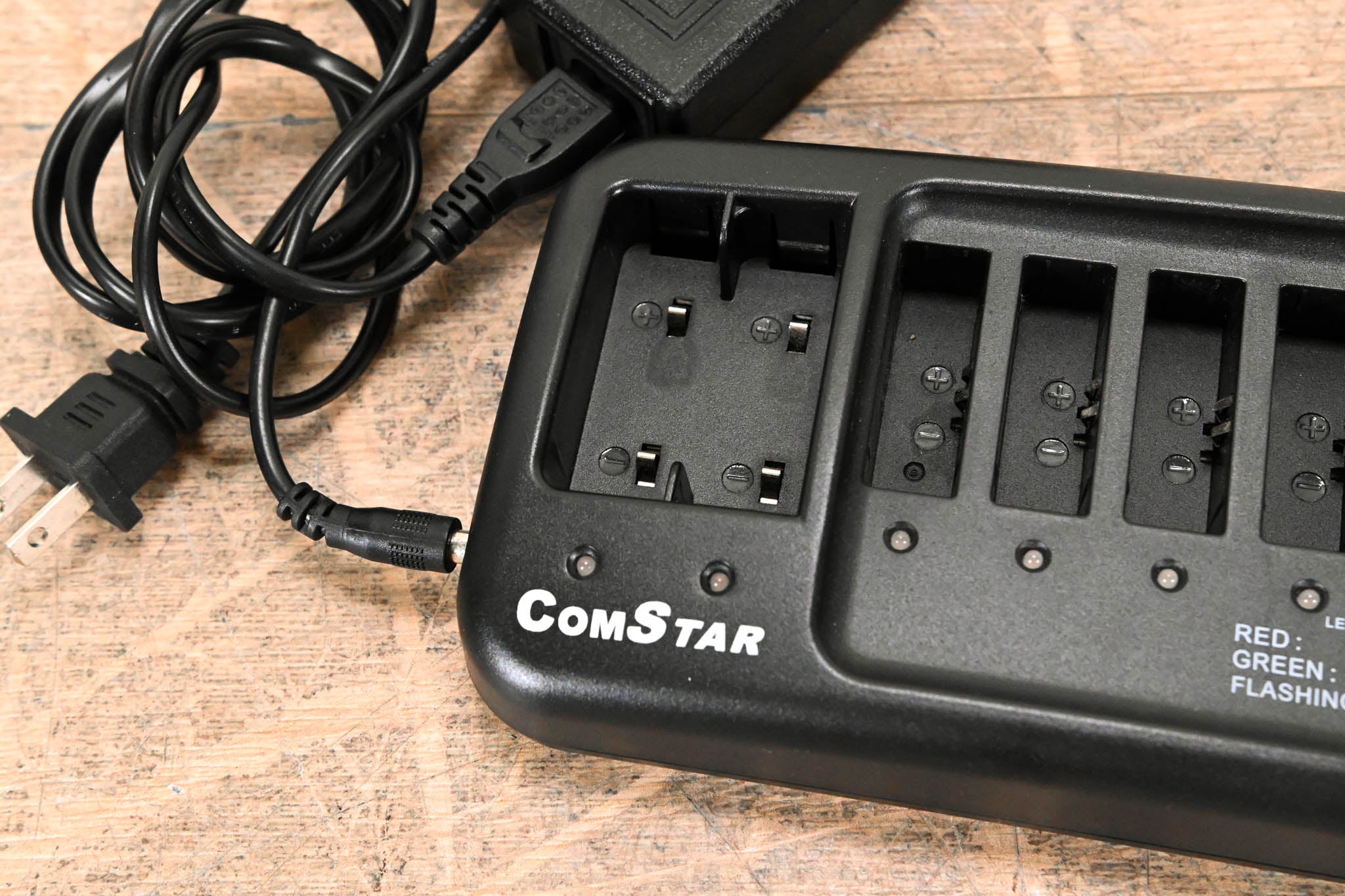 Eartec CH-CS28P COMSTAR Multi-Port Desktop Charger