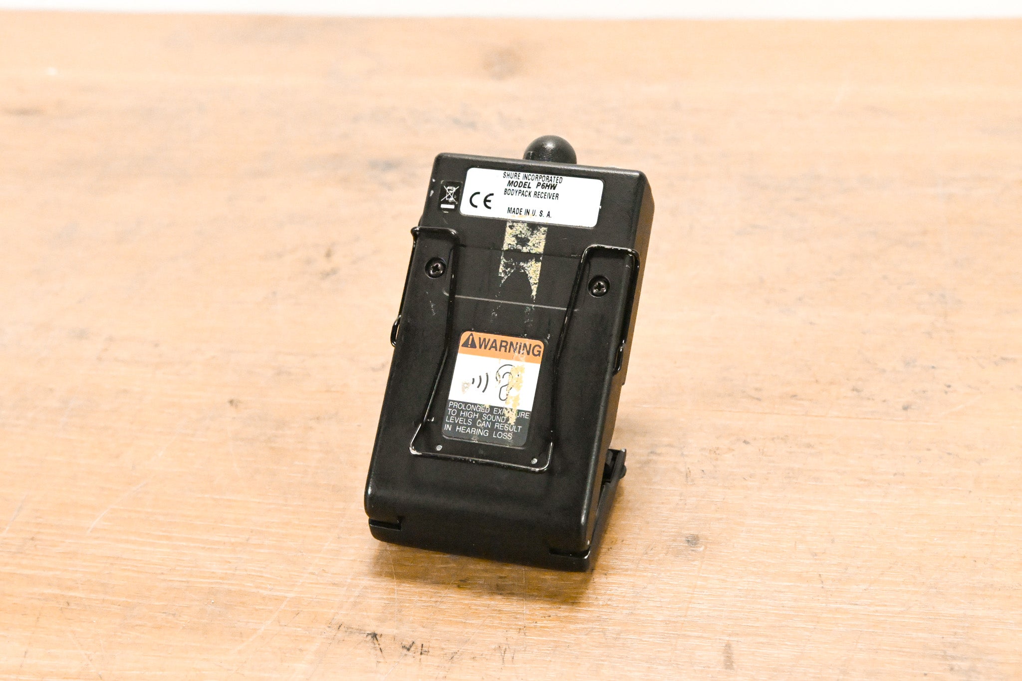 Shure P6HW Wired Bodypack Receiver