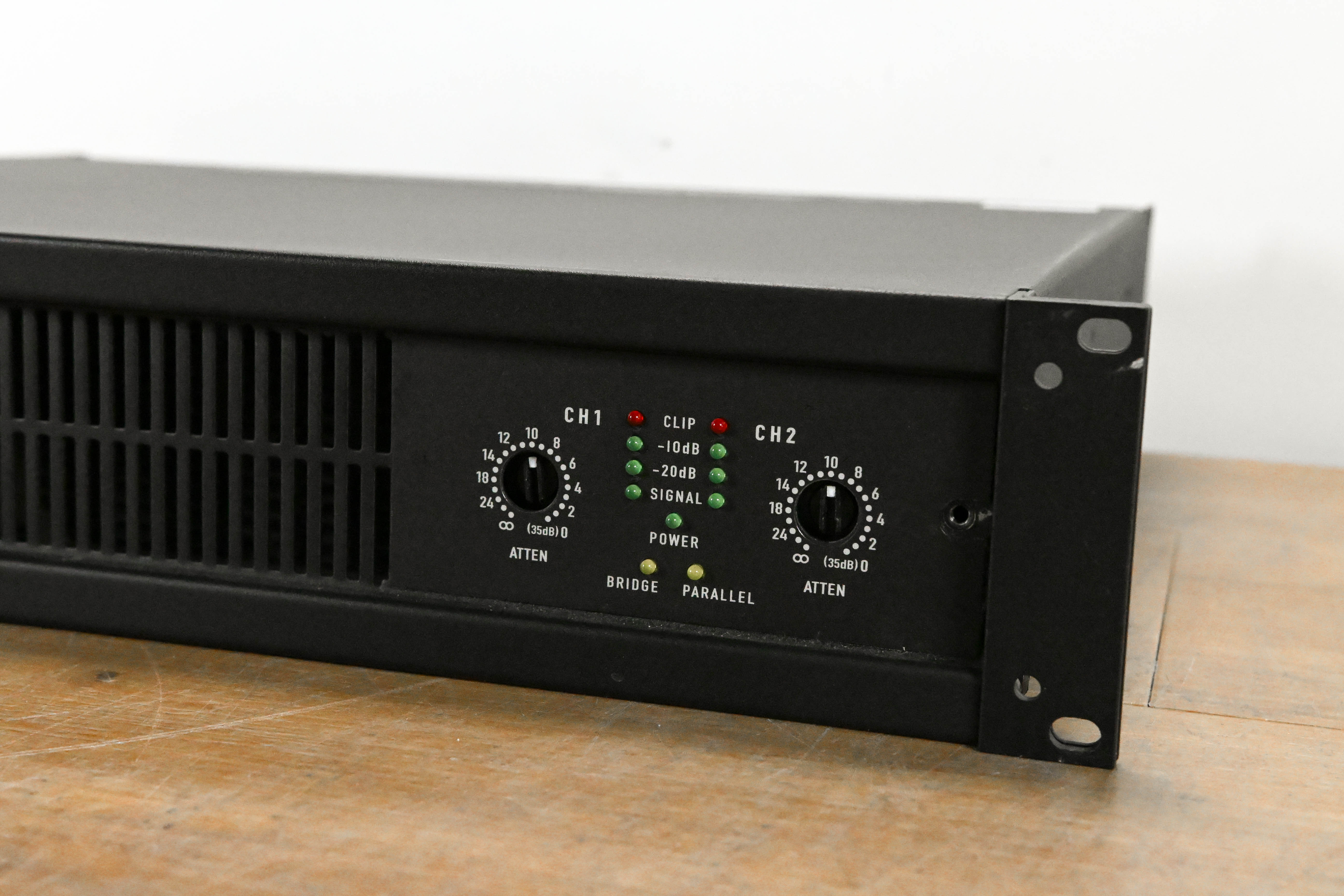 QSC CX1202V 1200W 70V 2-Channel Power Amplifier