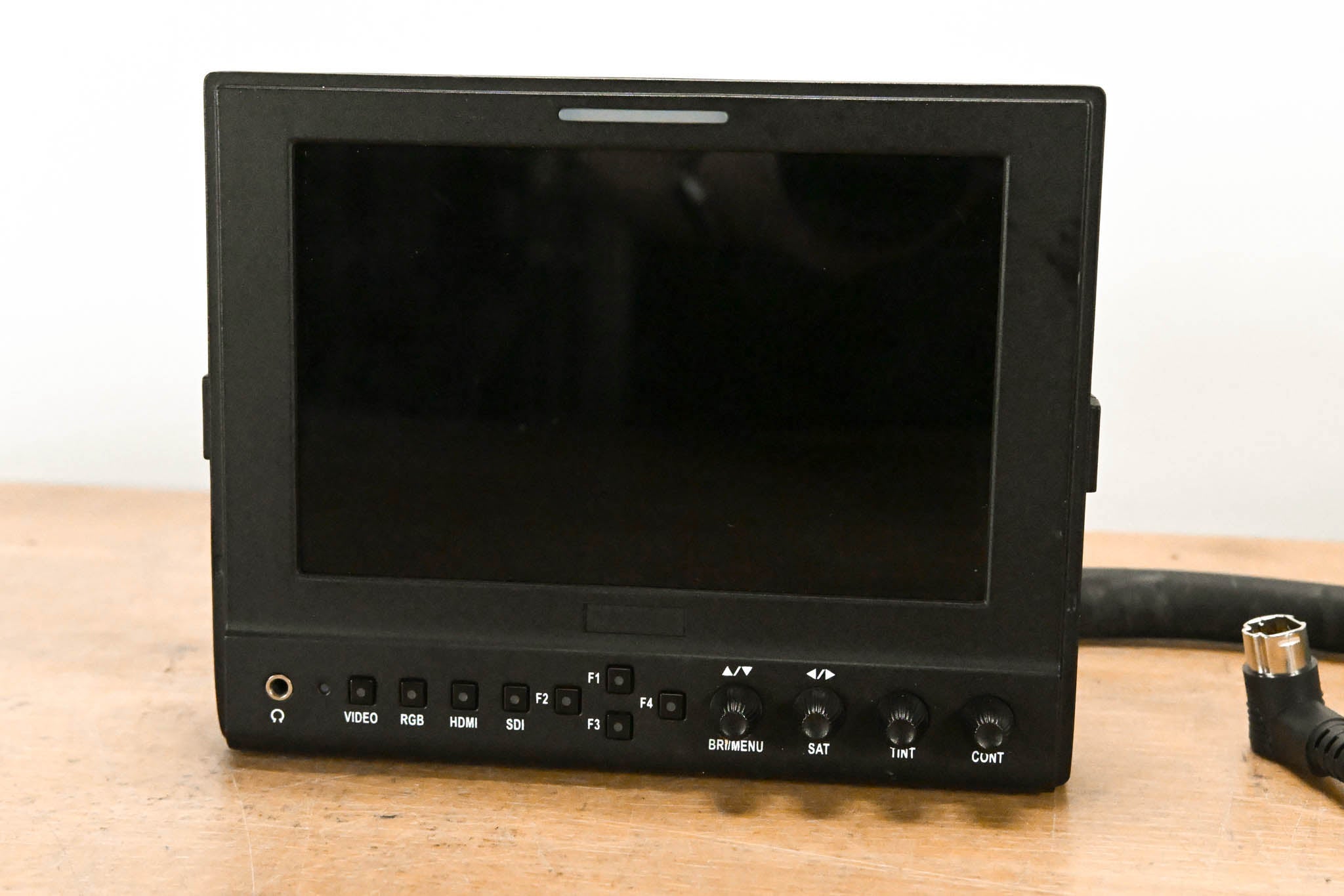 Delvcam DELV-WFORM-7 7" Camera-Top SDI Monitor with Video Waveform