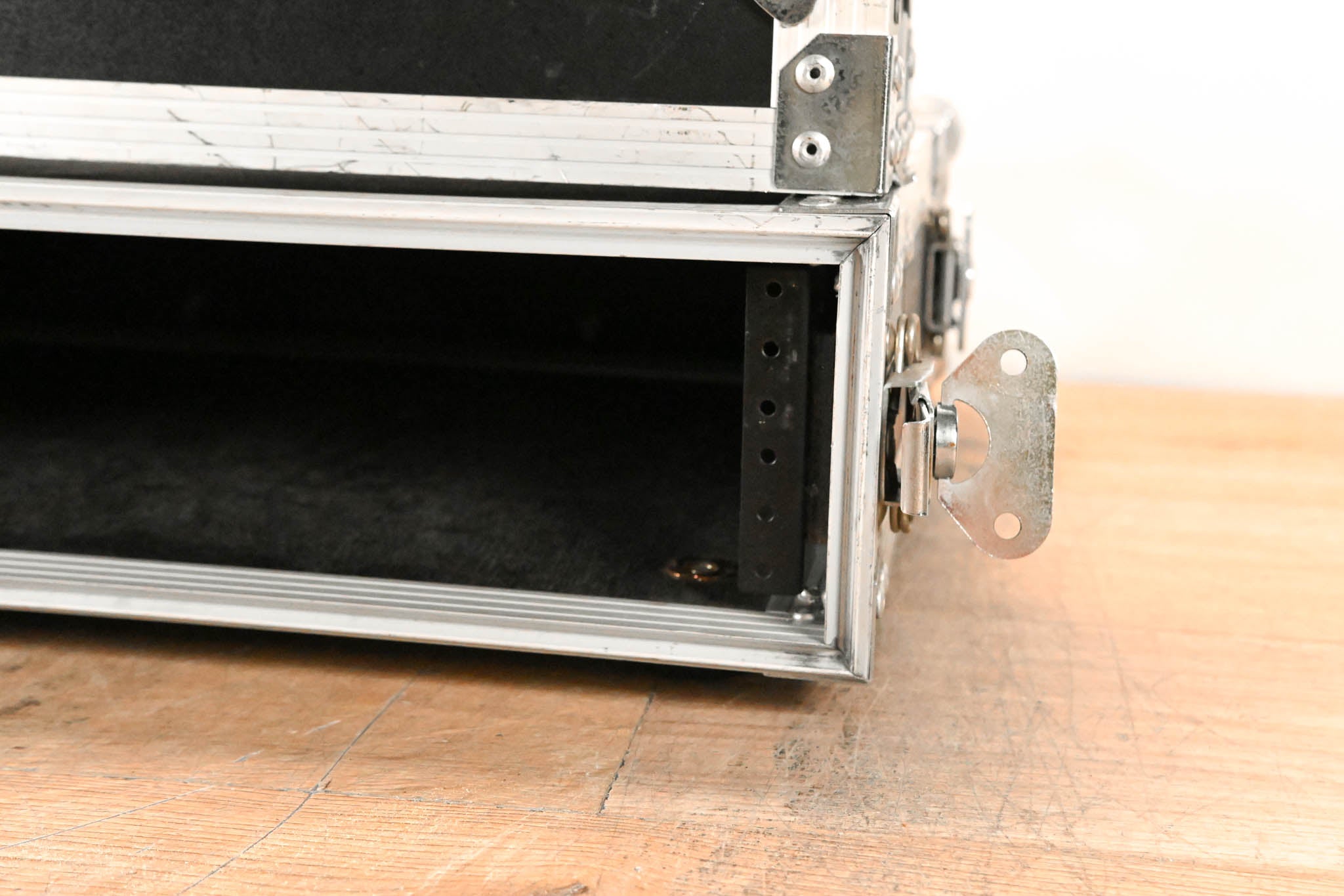 Road Ready 2U Road Case