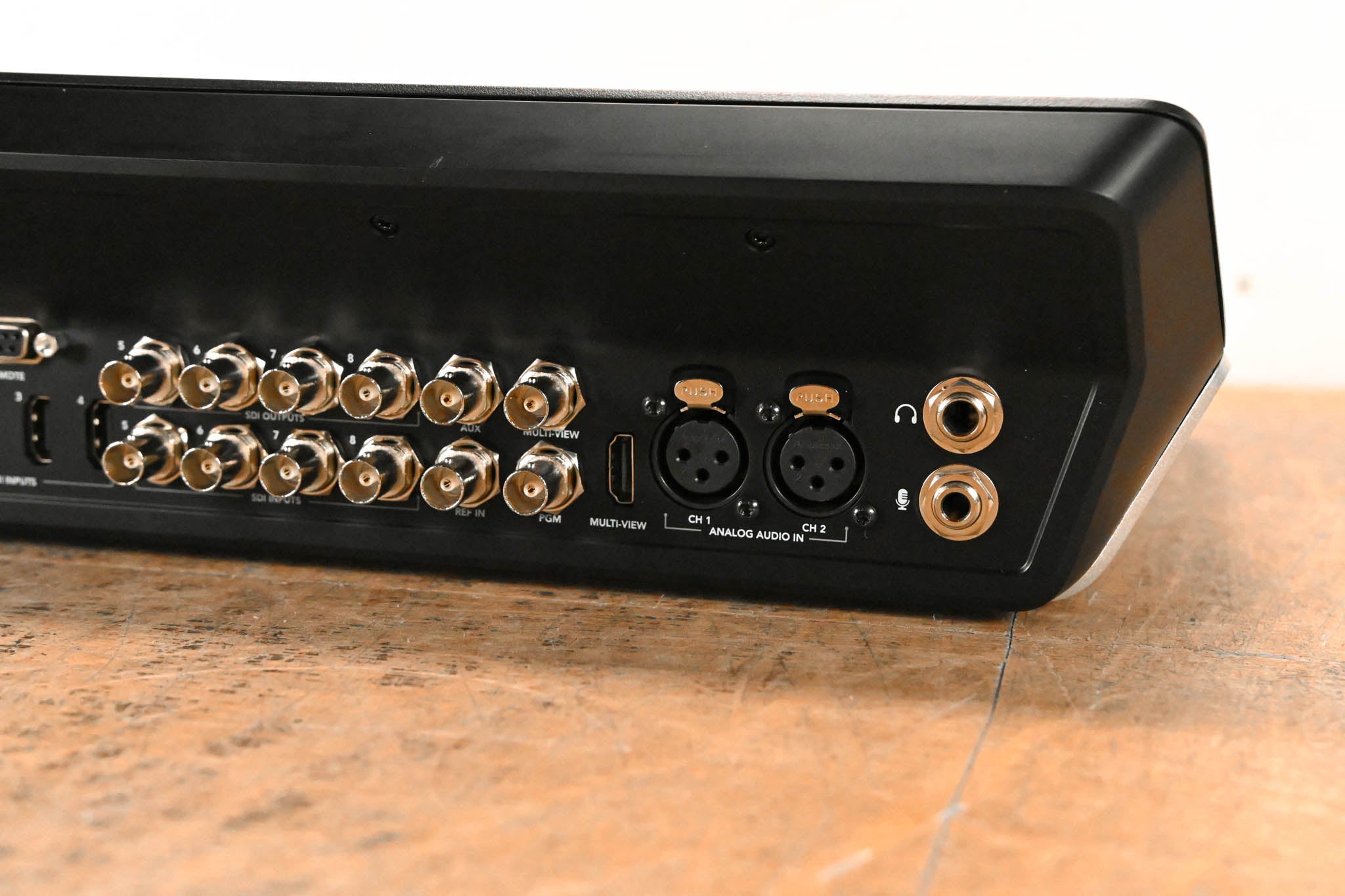 Blackmagic Design ATEM Television Studio Pro HD Live Production Switcher