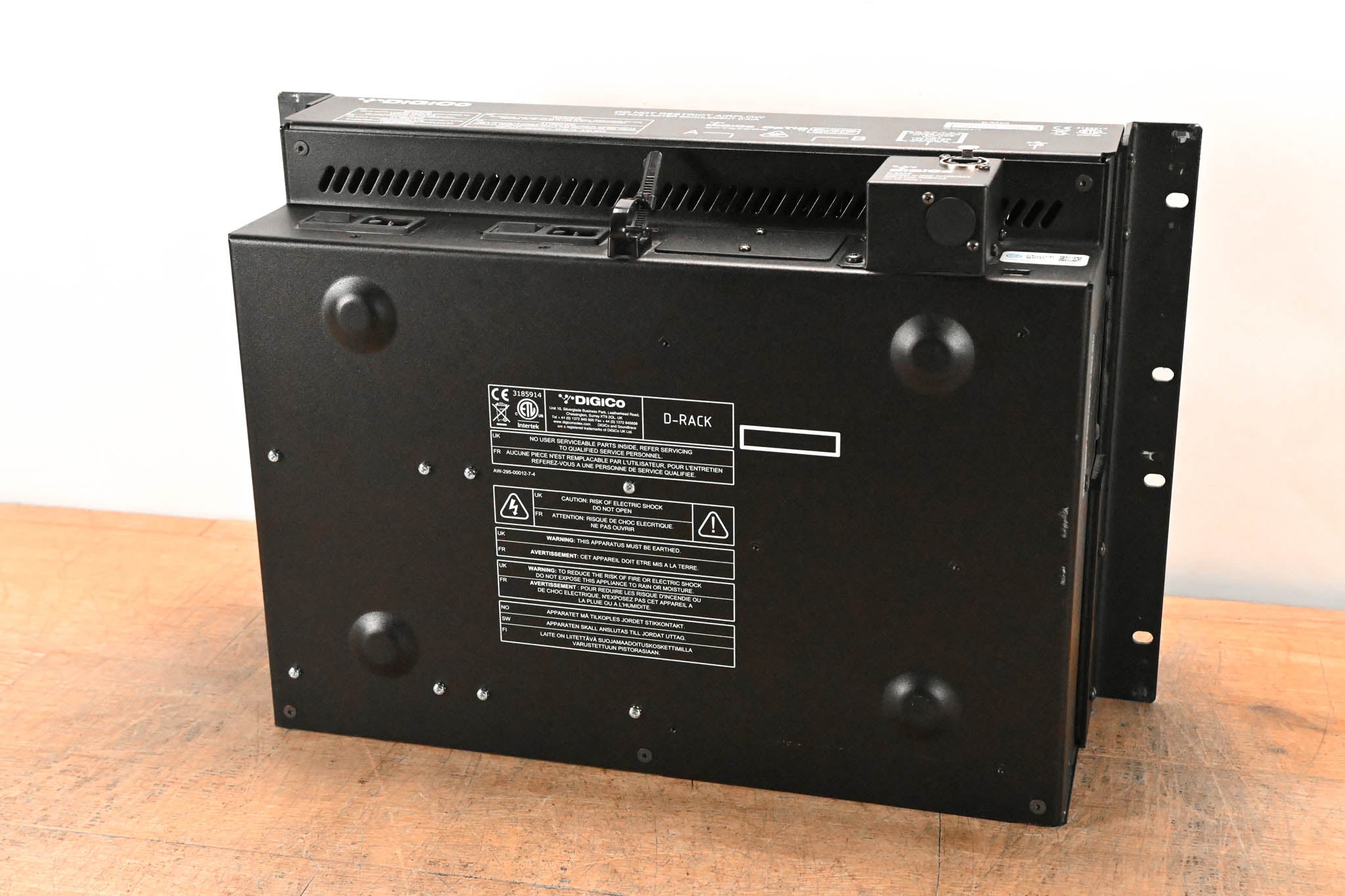 DiGiCo D-Rack 32 x 8 Cat 6 Analog I/O Stage Box